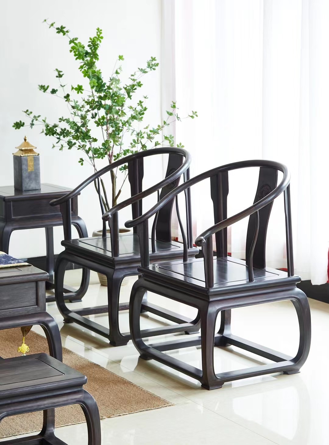 紫光檀素面皇宫椅沙发