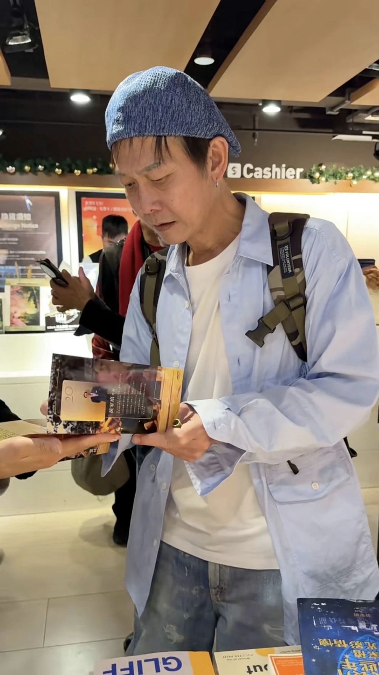 健康状况再惹外界关注,网友直言好唏嘘