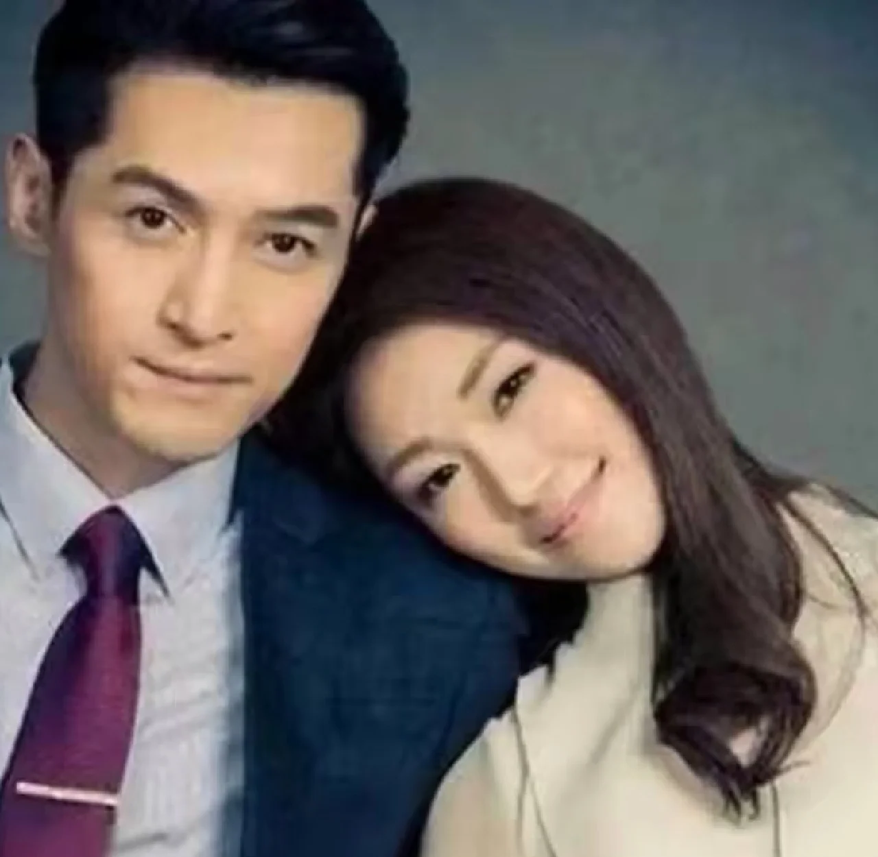 好多人都说胡歌娶个普通助理,亏大了.可你们晓得不?