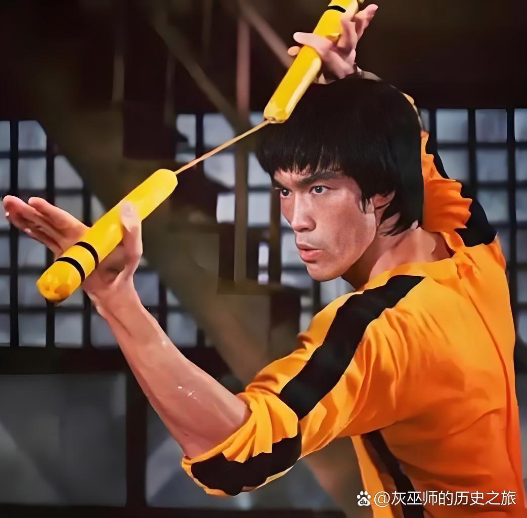 美国女明星莎朗·塔特向李小龙学习功夫,一年后在家遇害,现场有一副