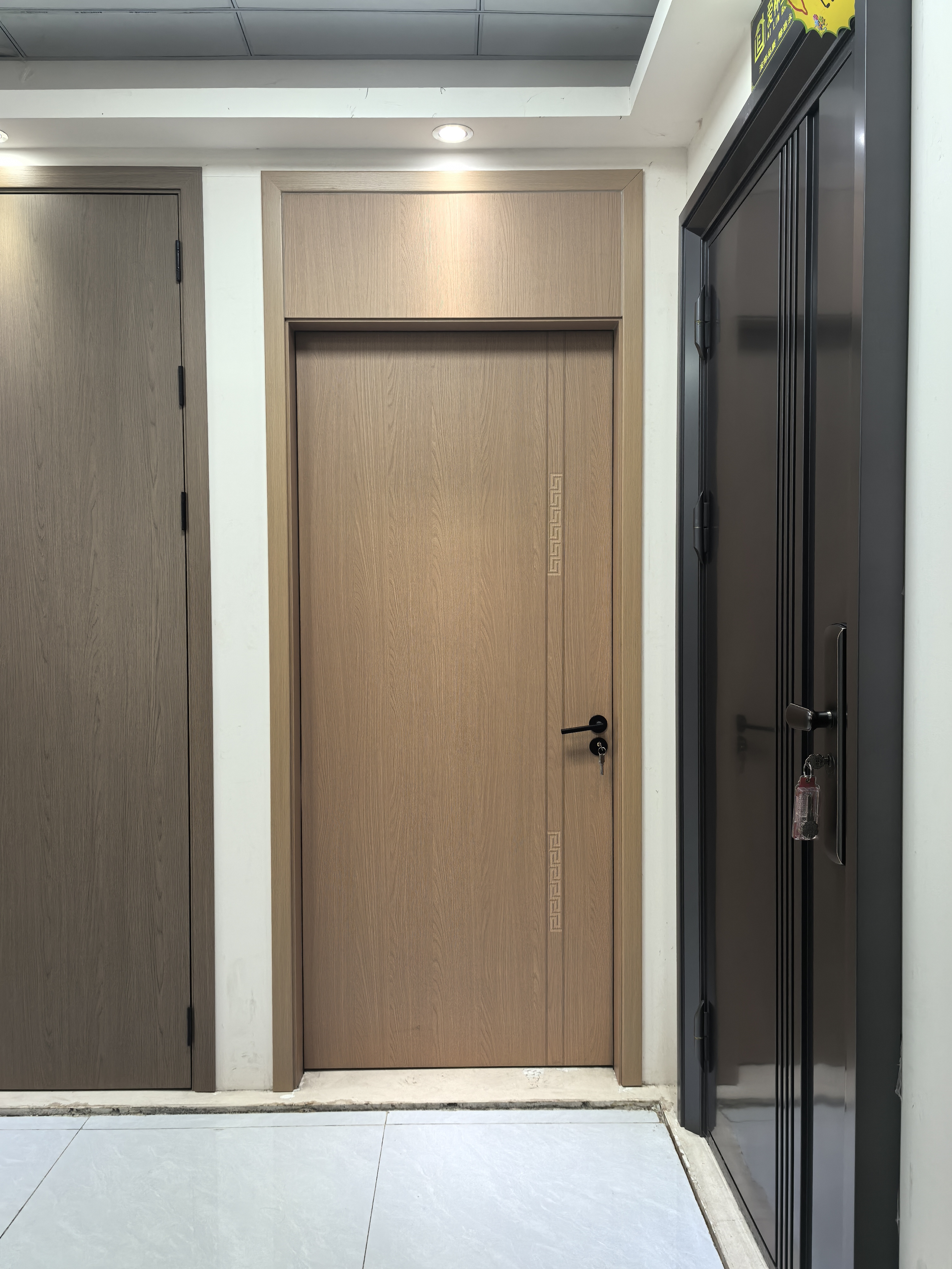 家装极简轻奢风格卧室门爱林堡实木复合免漆套装门定制碳晶木门