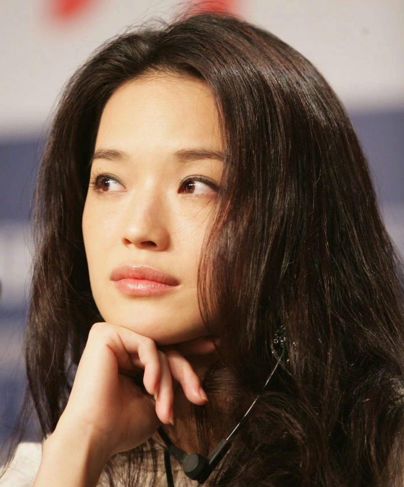 舒淇的心理很强大也很成熟因为她说到小时候妈妈对她不管不顾很多