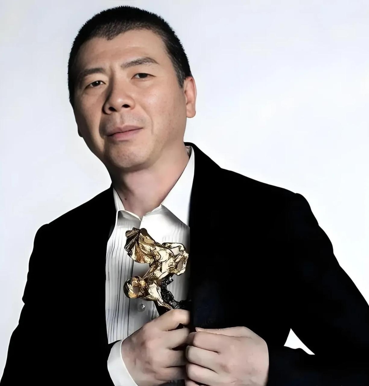 冯小刚说我和外面的莺莺燕燕干了什么坏事帆子会把我归在淘气两字上