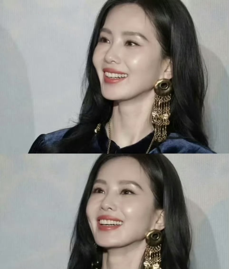 刘诗诗不管什么角度看过去都是透亮的奶油肌,皮肤质感太牛了,镜头拉进