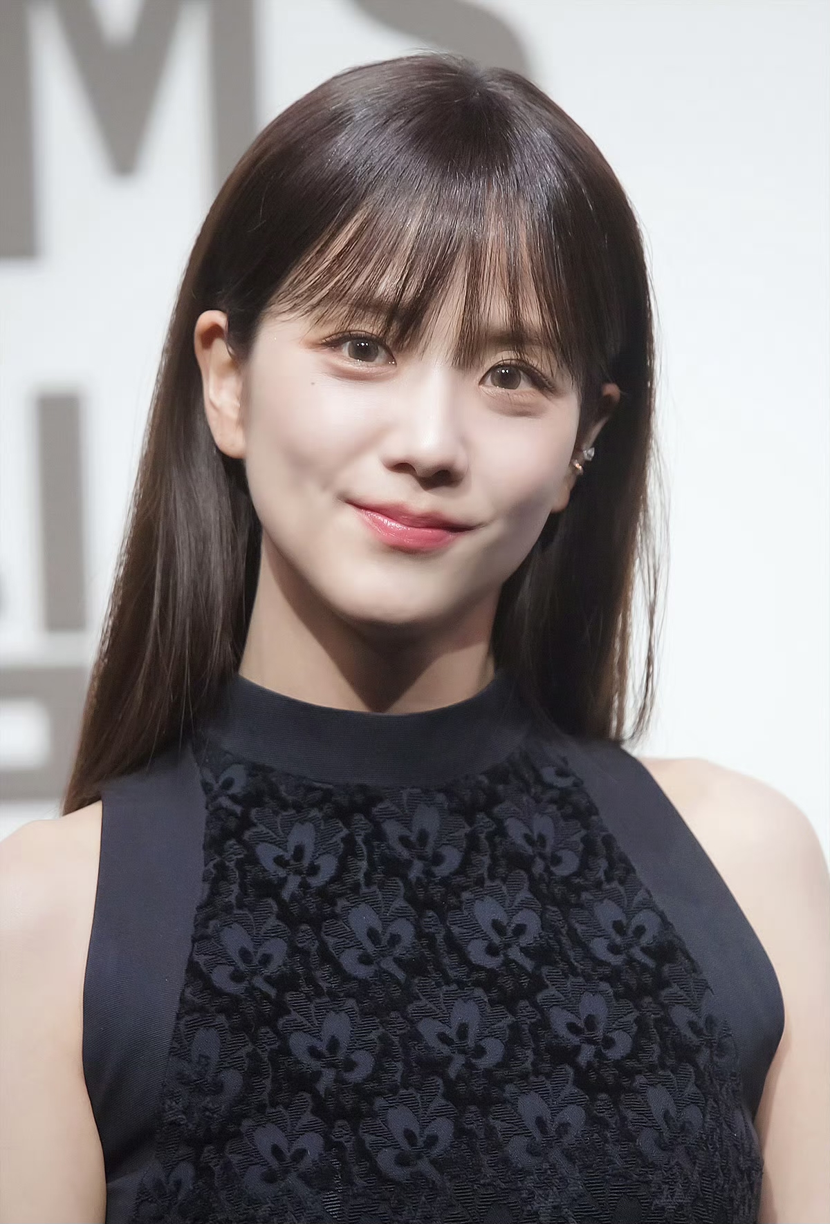 俏皮可爱又不失优雅!简直是女神降临!