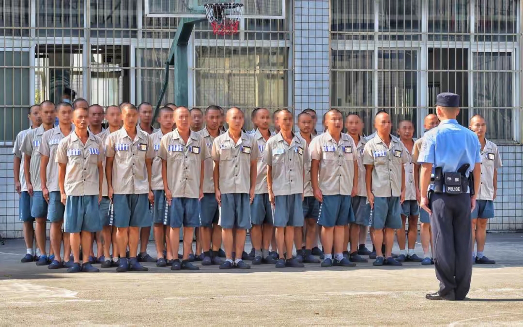 入监队堪称是监狱的新兵营