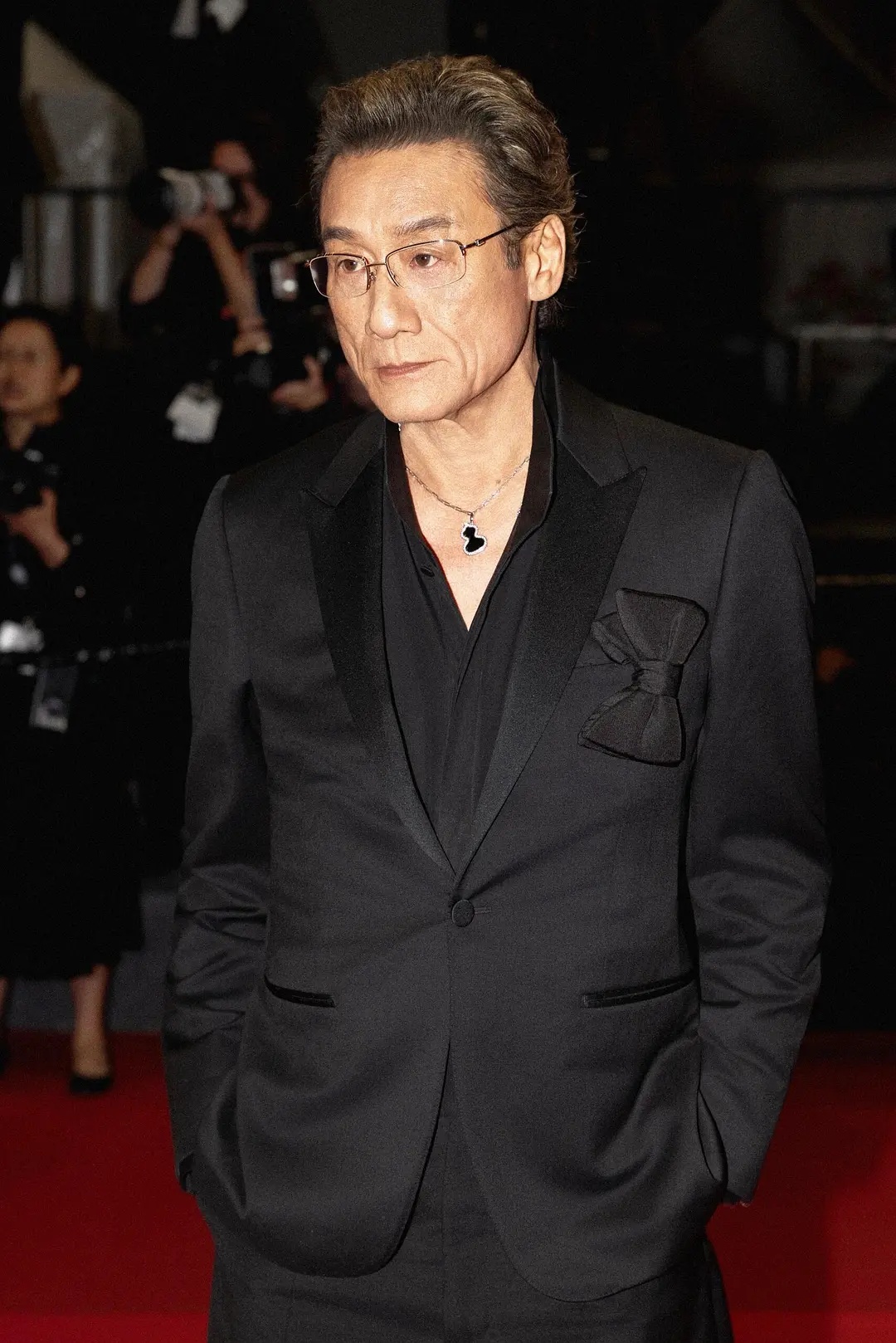 梁家辉绝对是香港演艺圈最具有演技的男明星,其形象并不突出帅气,但是