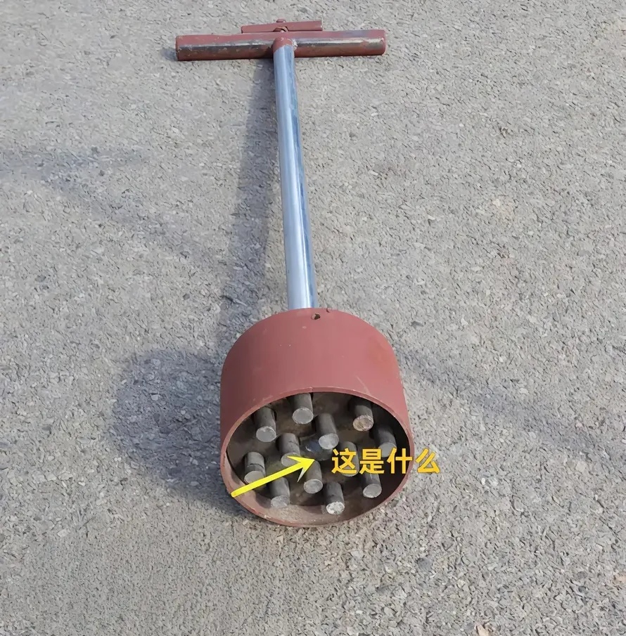 八九十年代老厨房常见的手工蜂窝煤模具!