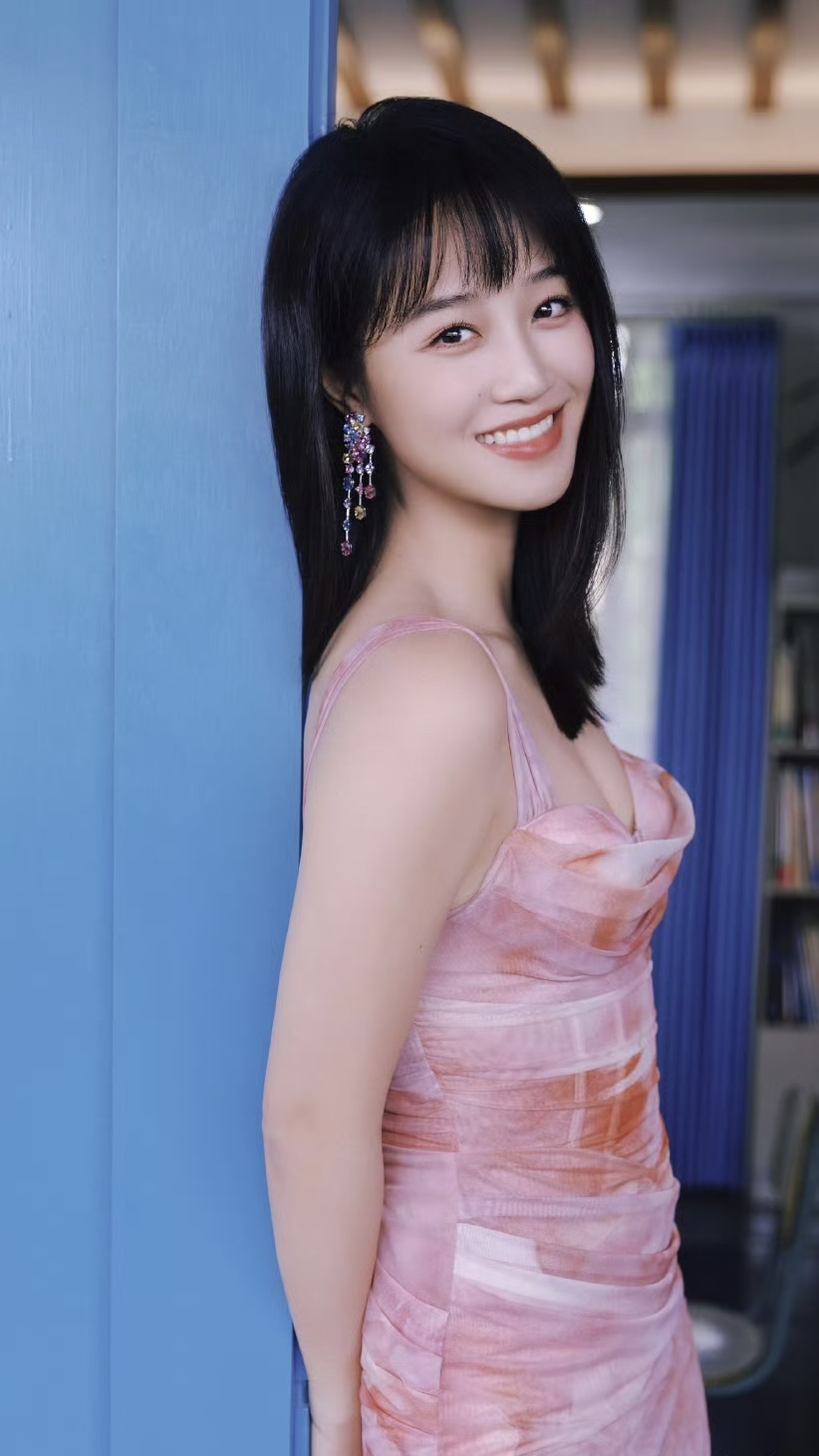 蓝盈莹