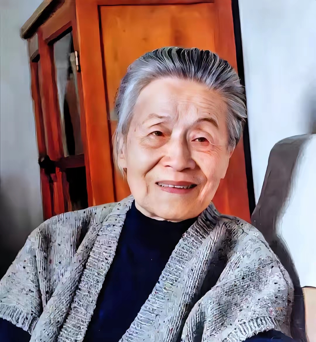 杨绛先生很贴心的一段话夫妻吵架如果是男人先低头那么这个家会