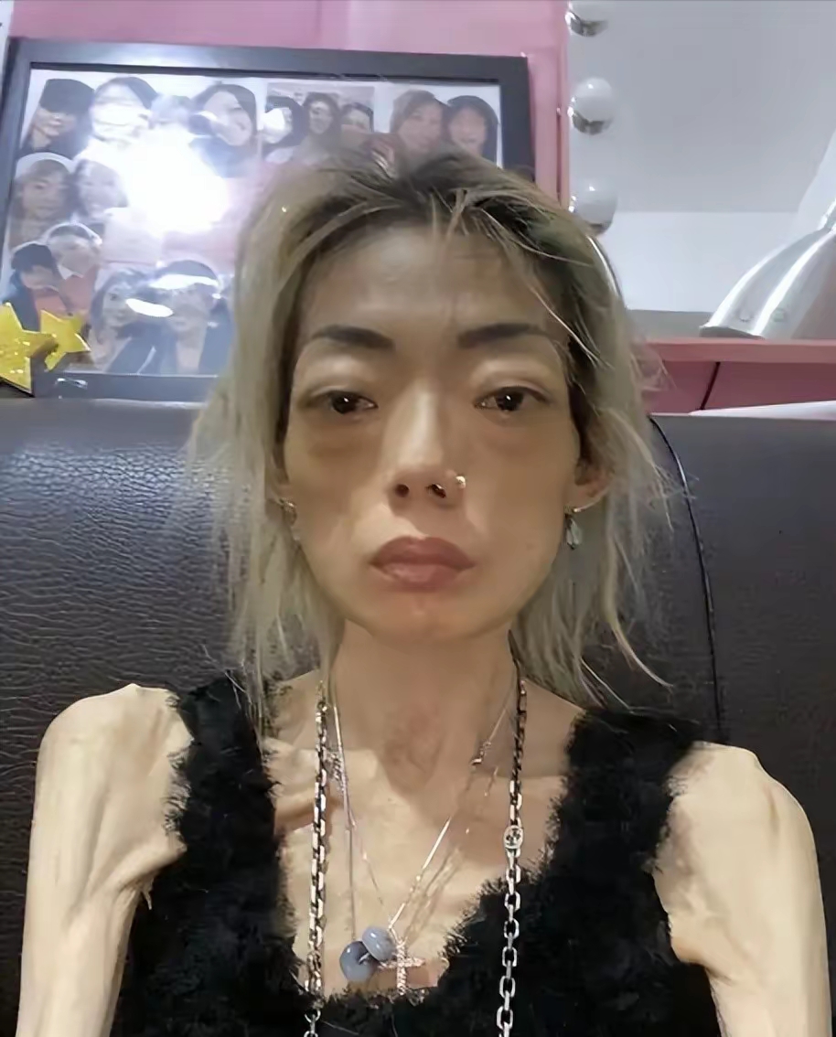 她曾是无数人眼中的女神,拥有令人艳羡的家世与美貌