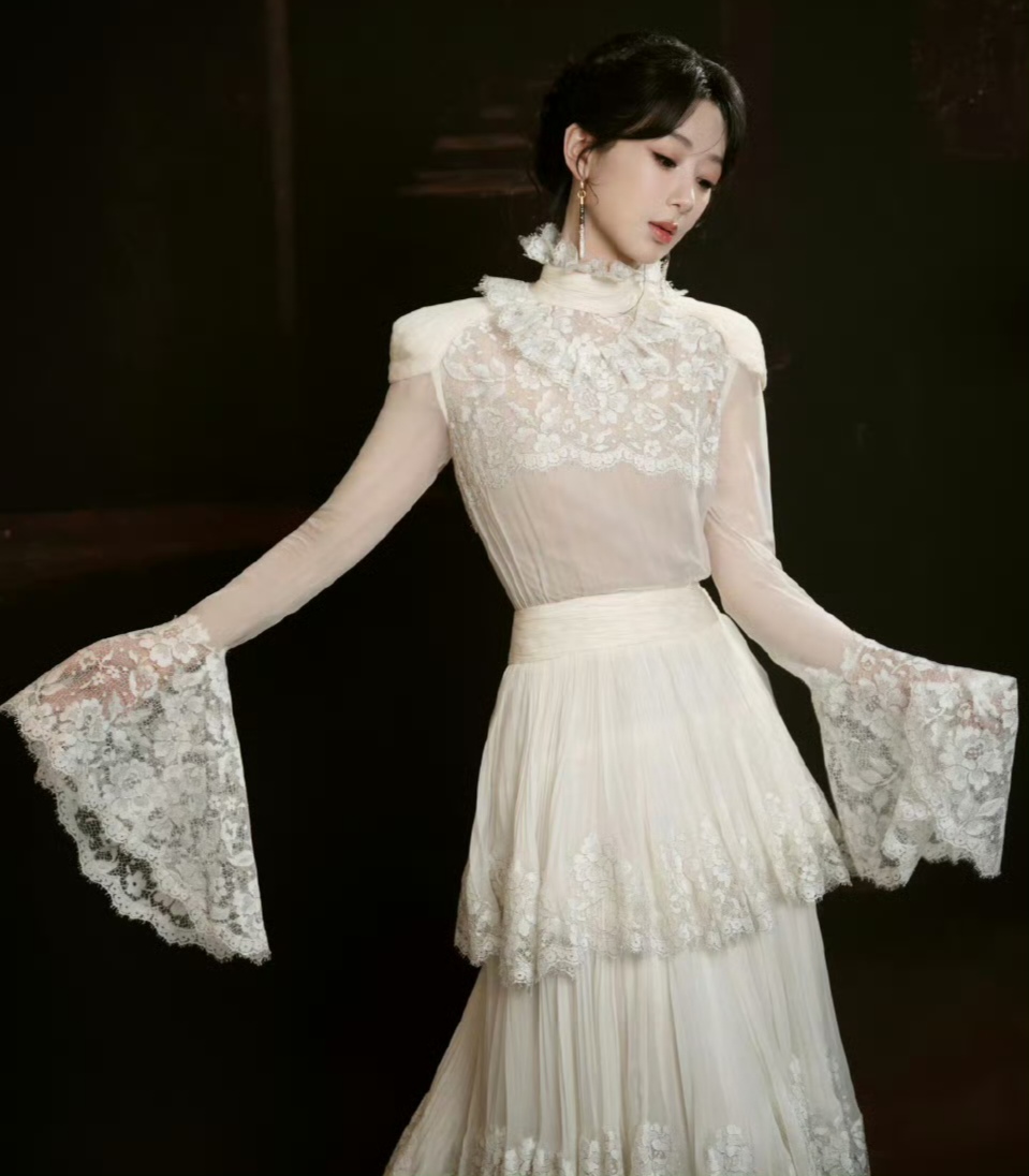 规格的待遇也是罕见 希望我们的华伦公主今杨紫红毯礼服杨紫礼服红毯