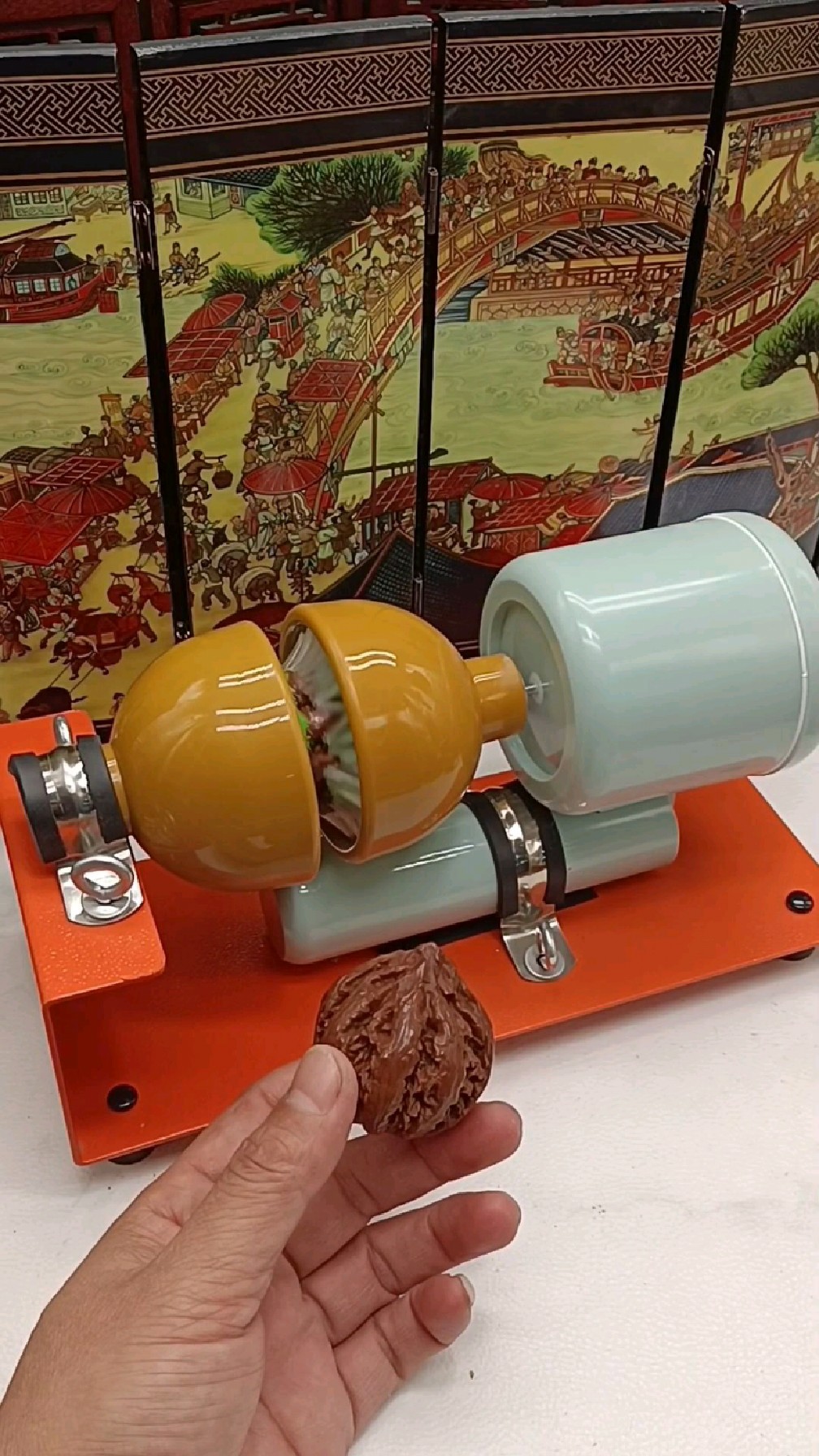 再也不用手动刷核桃,电动盘刷机解放双手 !