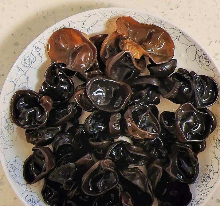 吉林旅游特产篇:黄松甸黑木耳