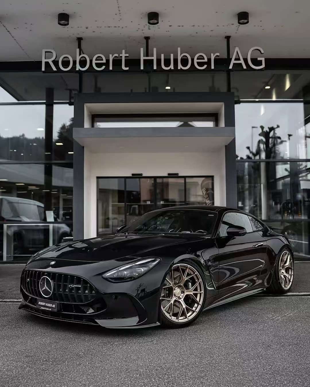 这才是好车天花板,奔驰amg gt63s静态展示,外观气势磅礴,霸气十足