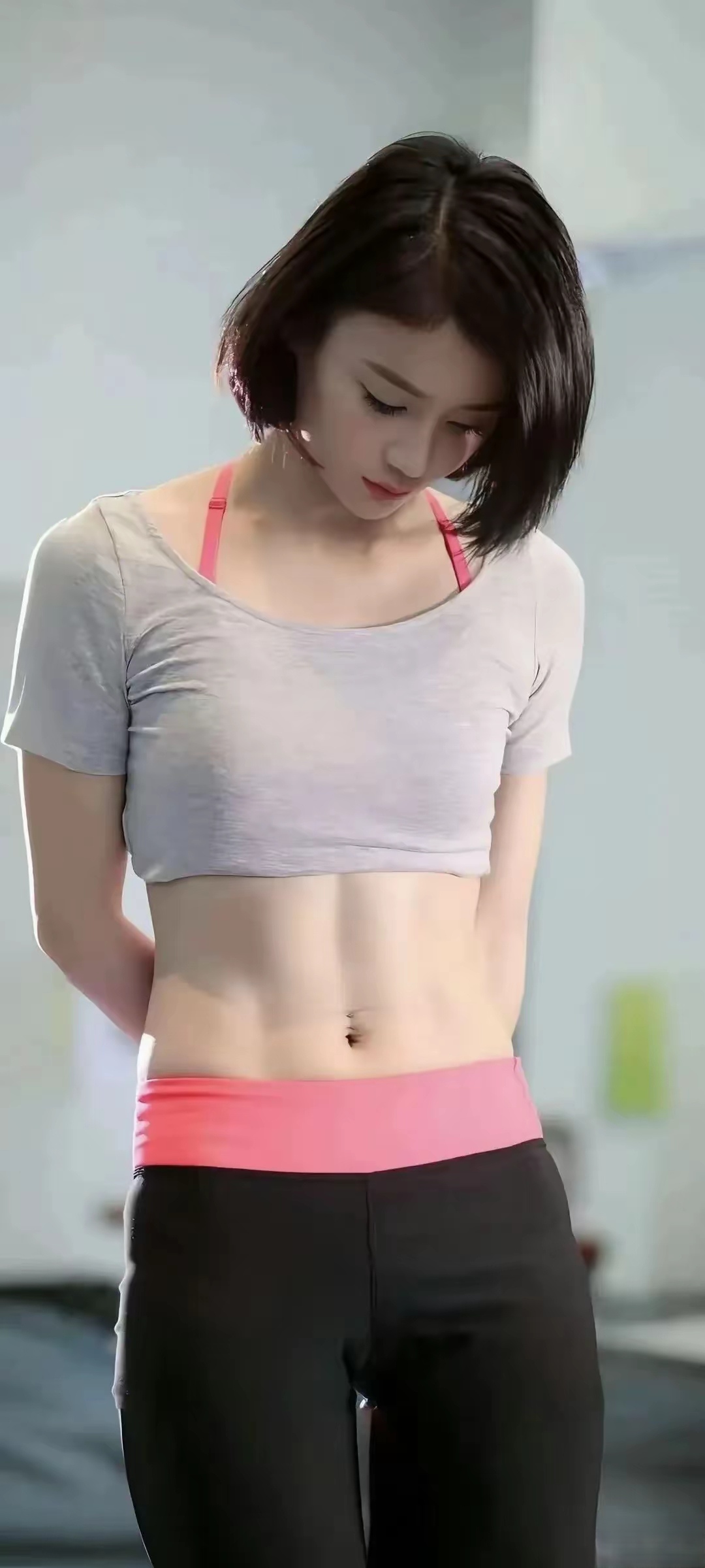 但能练得身心合 袁姗姗2017男人装袁姗姗肚脐钉男人装袁姗姗写真肚