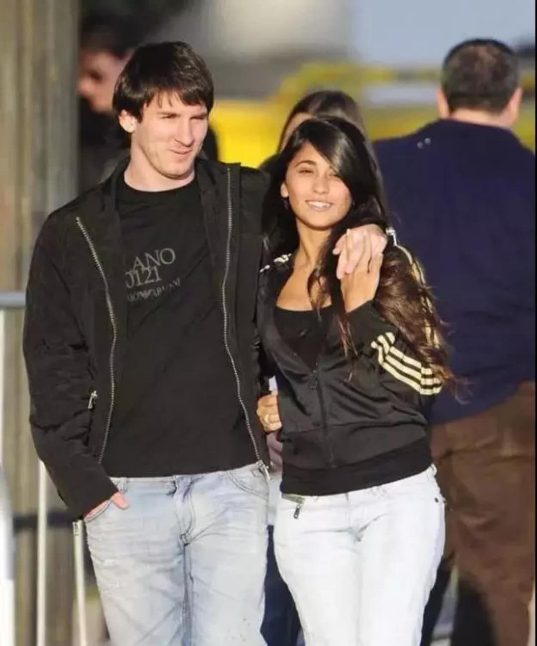 梅西与安东内拉相爱的浪漫故事是令所有人羡慕的"人生只若