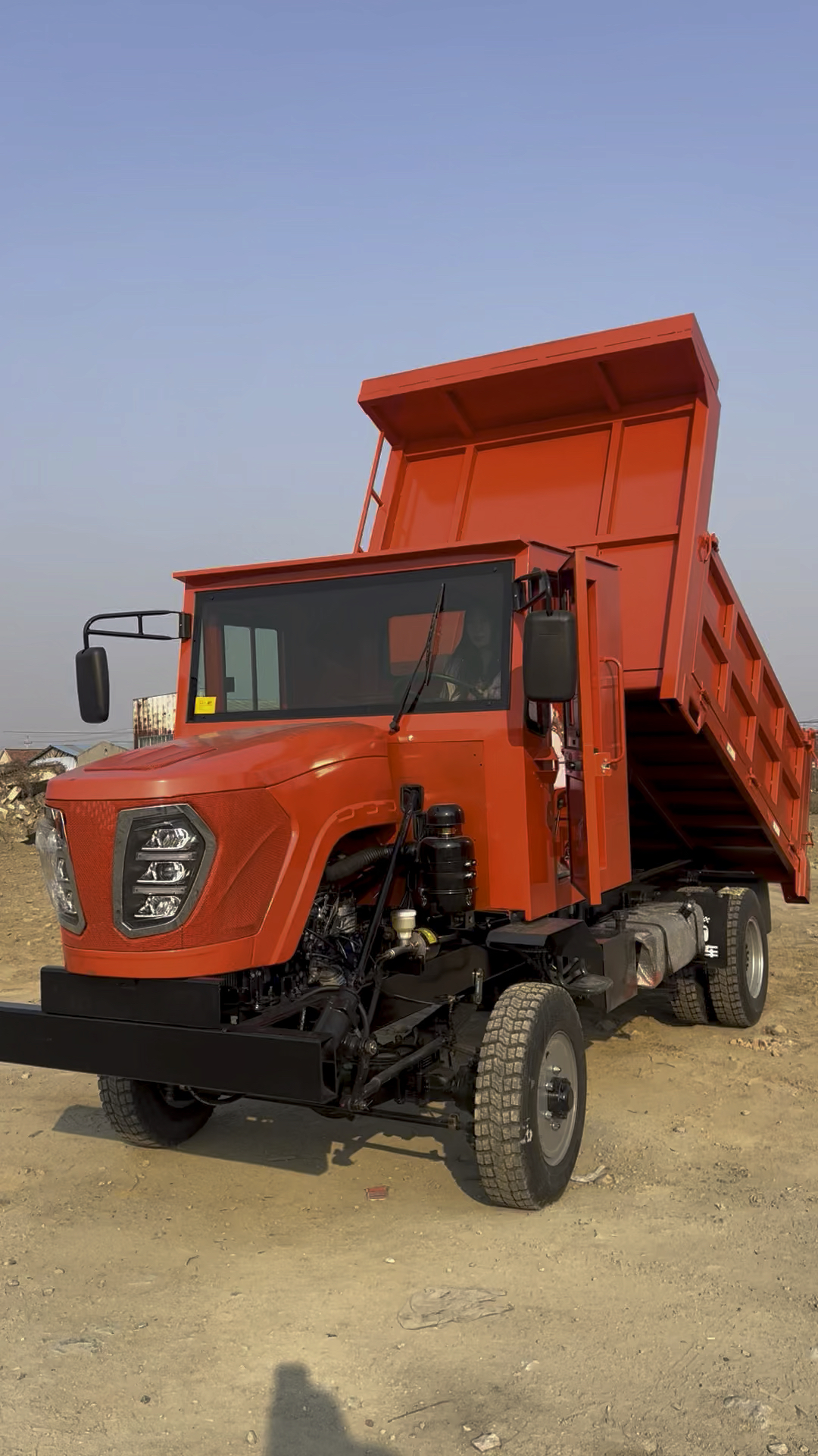 四不像四驱农用车