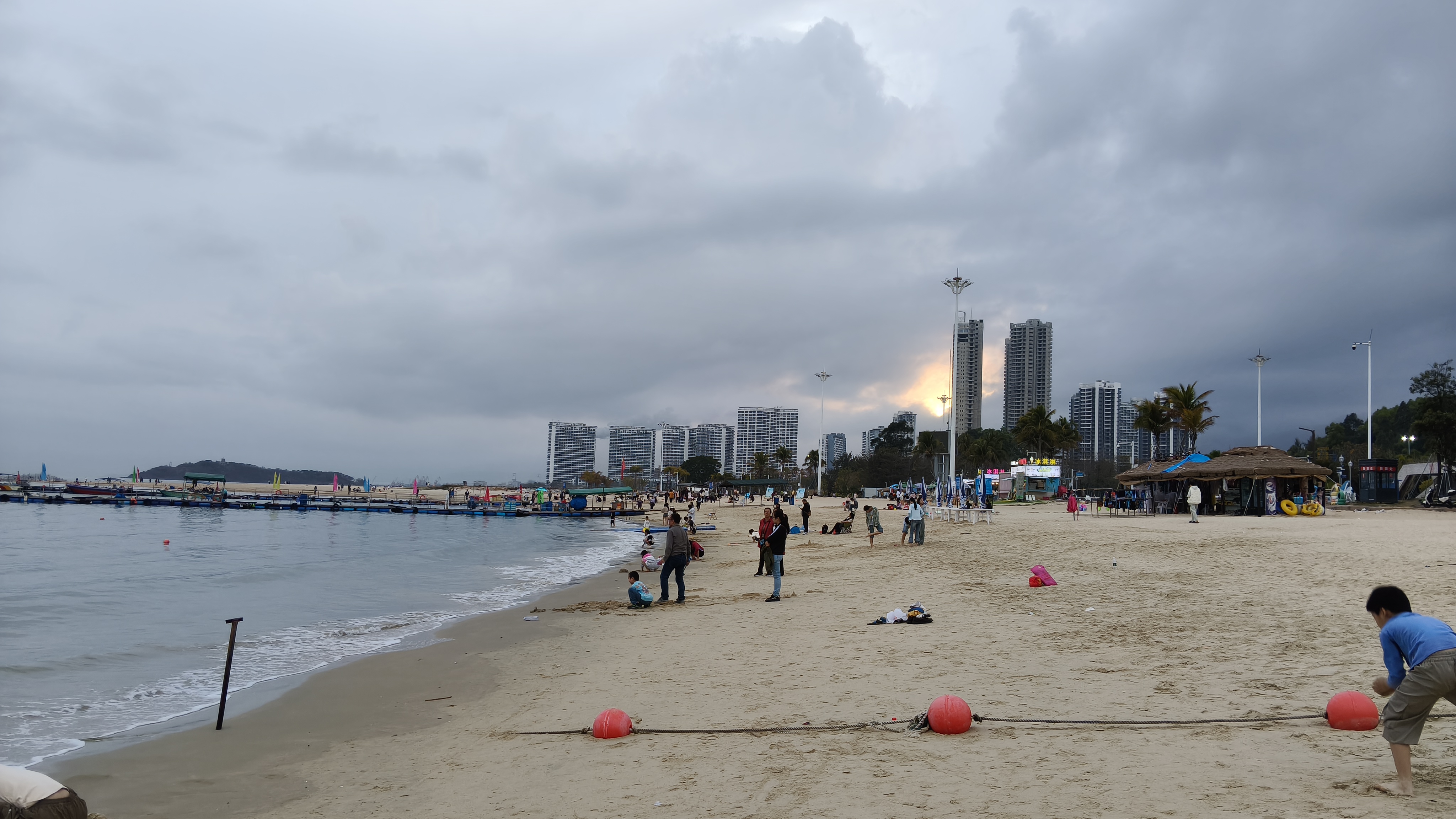 沙滩好看的背景惠州黄金海岸惠阳淡水黄金海岸惠州霞涌黄金海岸图片