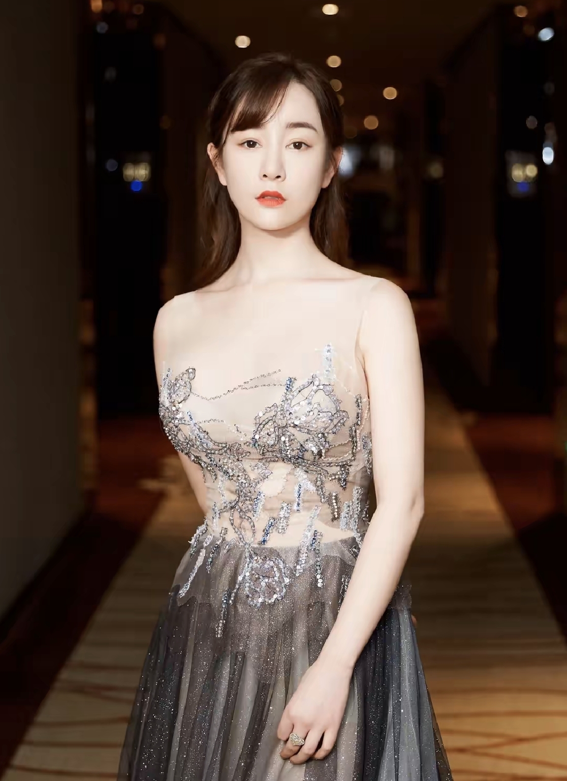 36岁张檬的一组美照,甜美灵动,清新可人,清丽脱俗的形象惹人爱