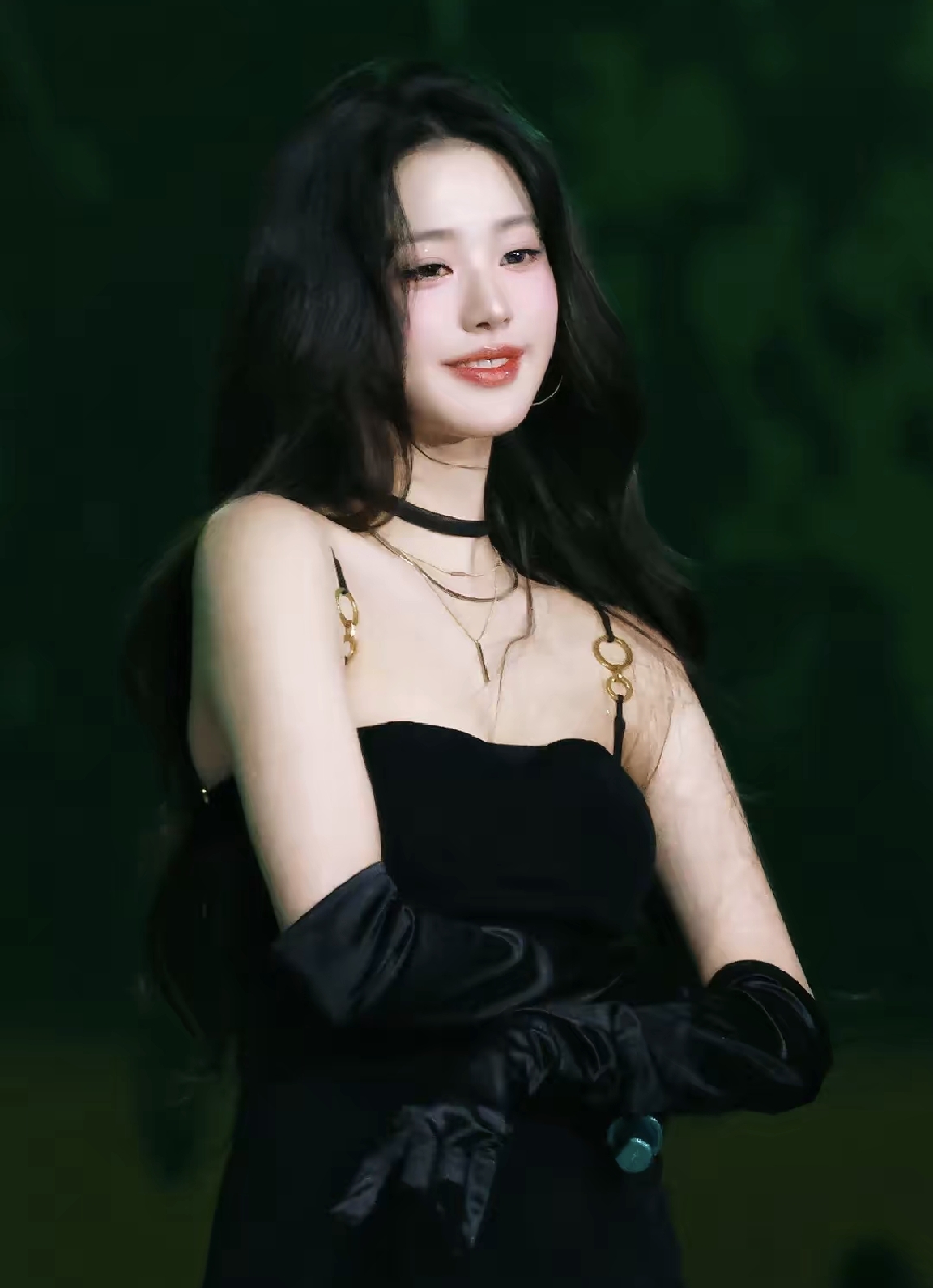 张元英的一组美照,20岁拥有傲人身材和女性魅力的韩国第五代神颜