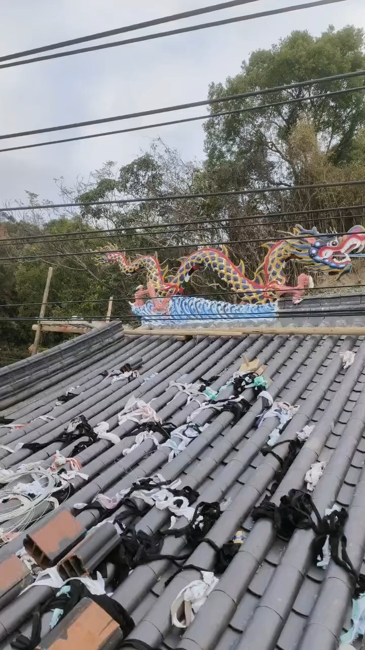 江苏宜兴丁蜀琉璃瓦 古建筒瓦仿古屋顶青瓦明清风格瓦片高温烧制