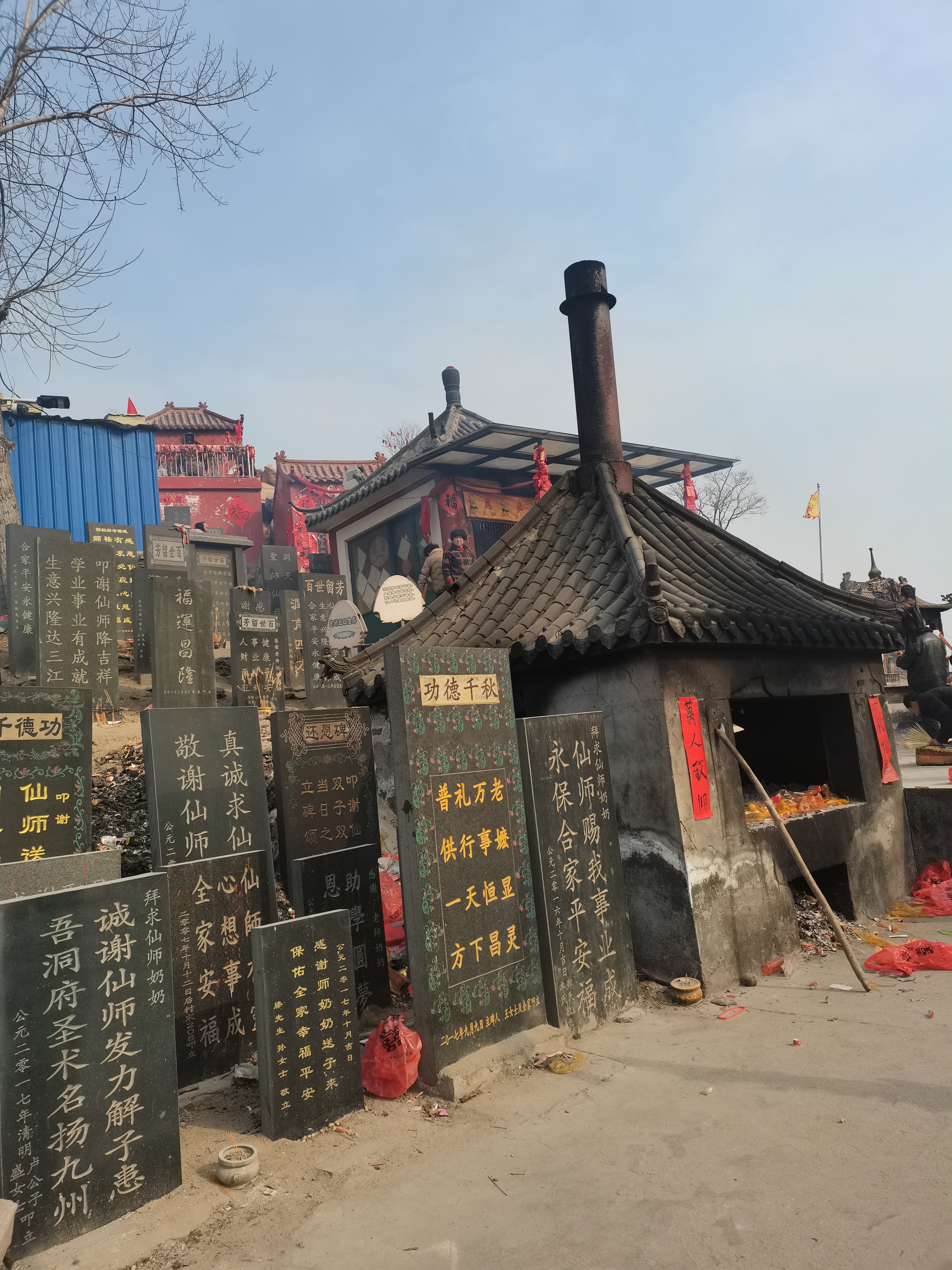 看看你的靠山是谁 1,蛇:靠山是儿子 2,龙:靠山是媳妇 3,兔:靠山是儿子