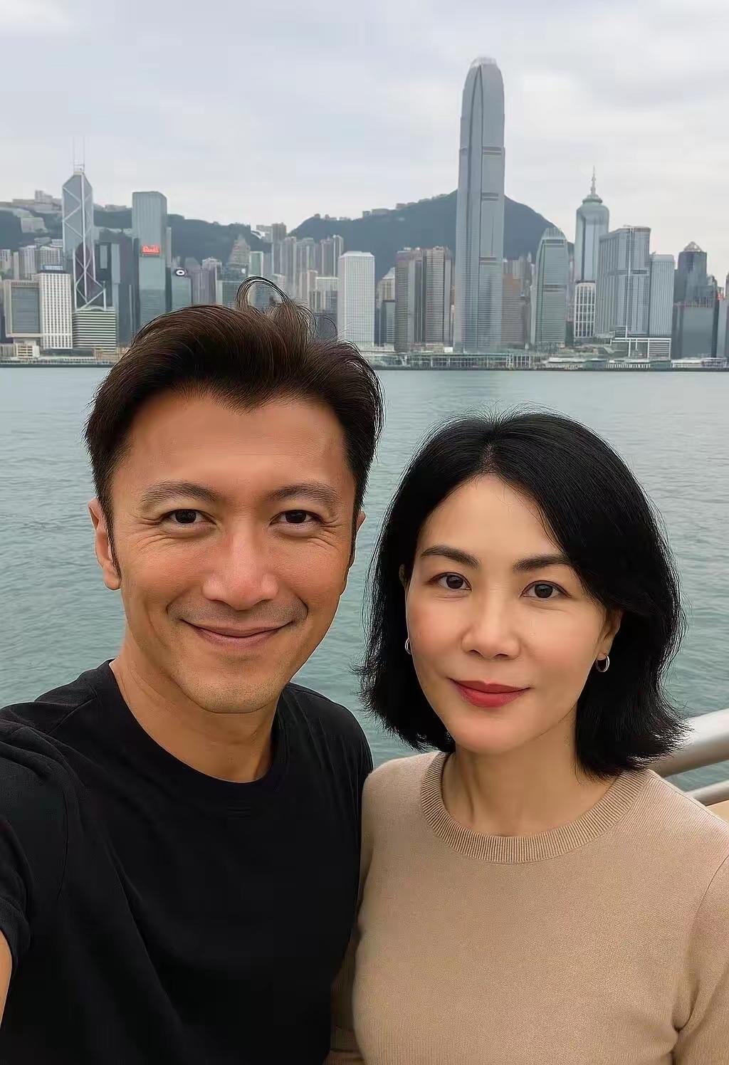 说实话,王菲配谢 霆锋确实比张柏芝配谢霆锋更合适