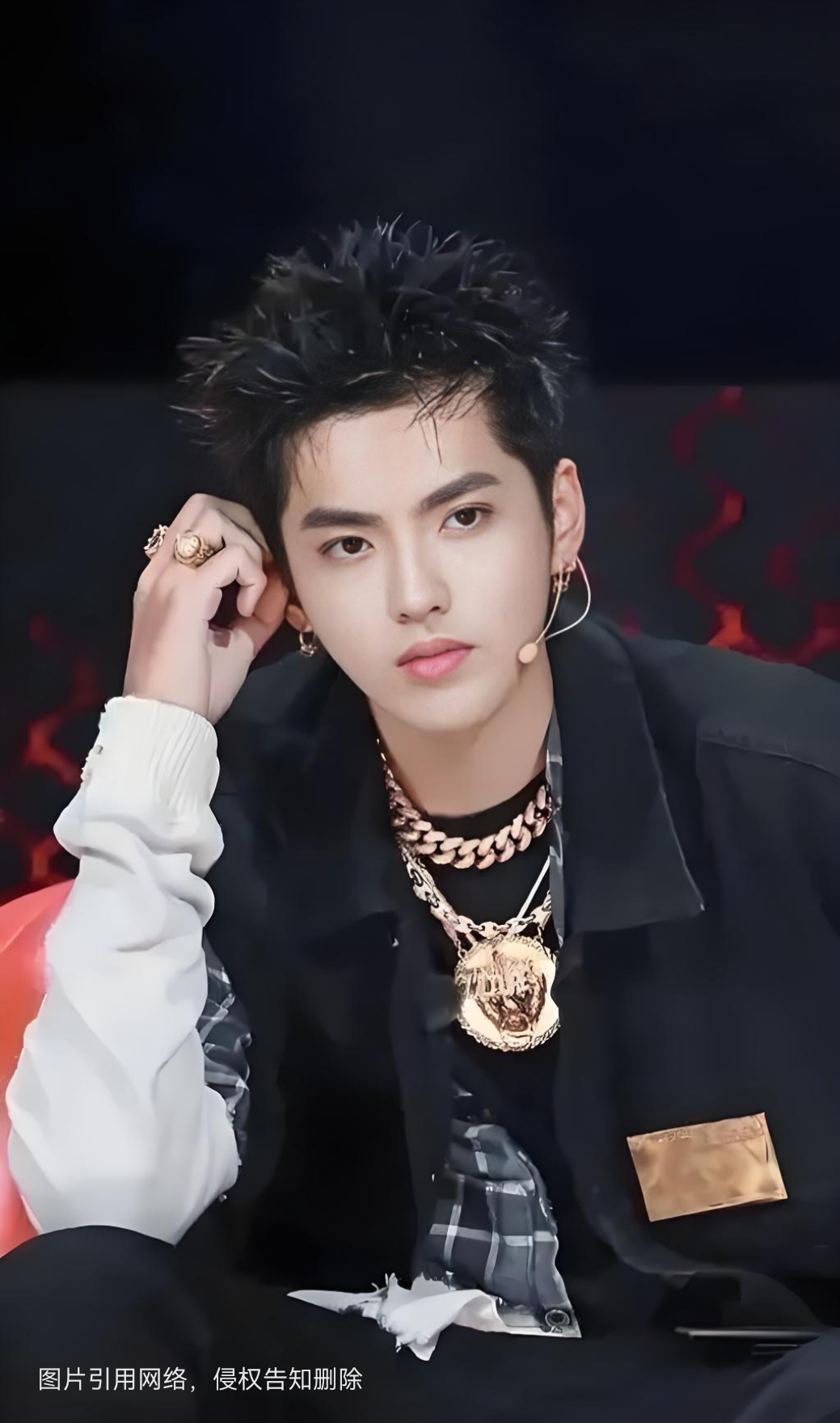 宝子们,是不是一直很疑惑,为啥吴亦凡进了监狱,罗志祥却