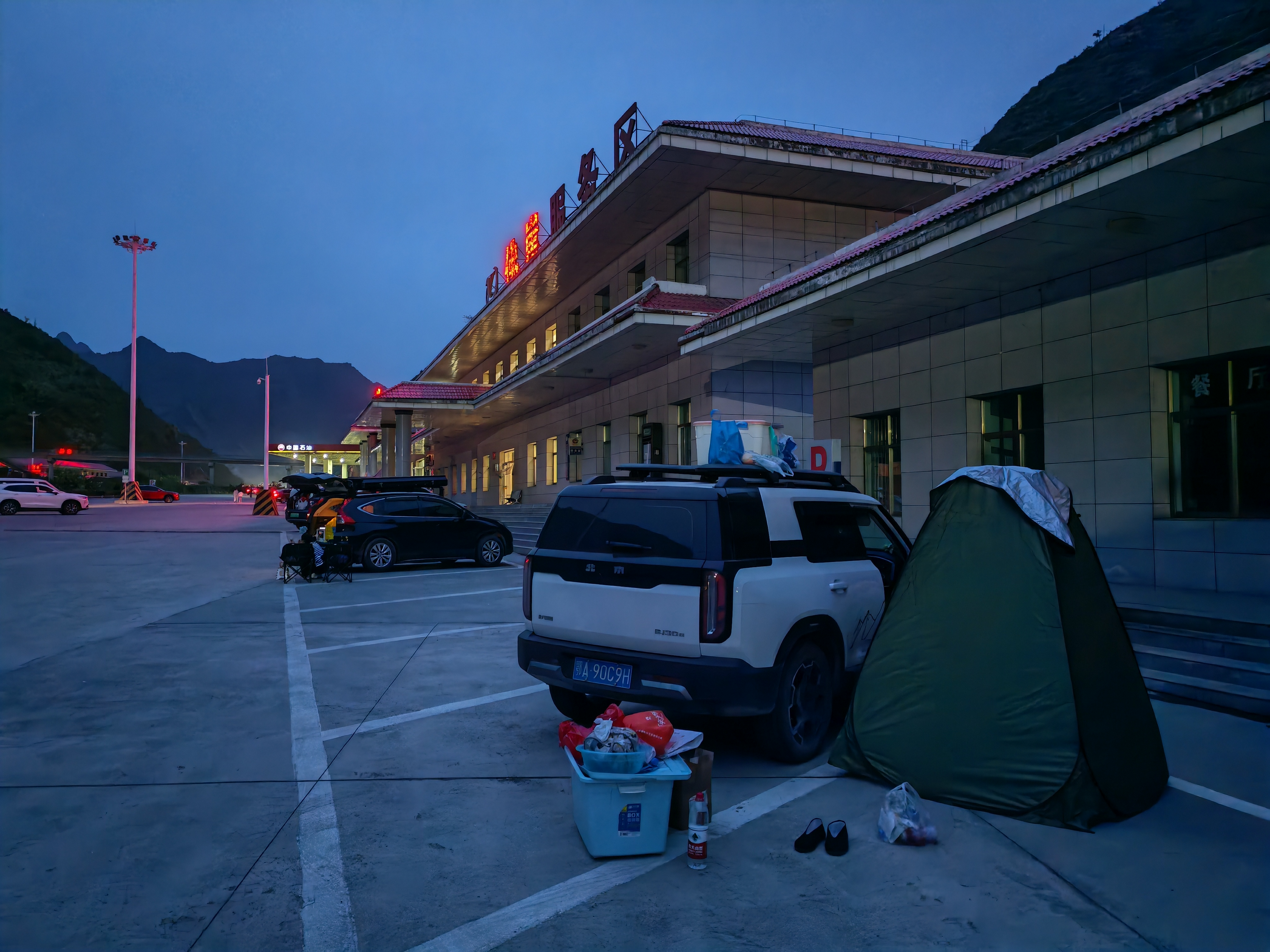 刚哥超度死亡收费站-为死亡的人超度的佛歌 刚哥超度死亡收费站-为死亡的人超度的佛歌