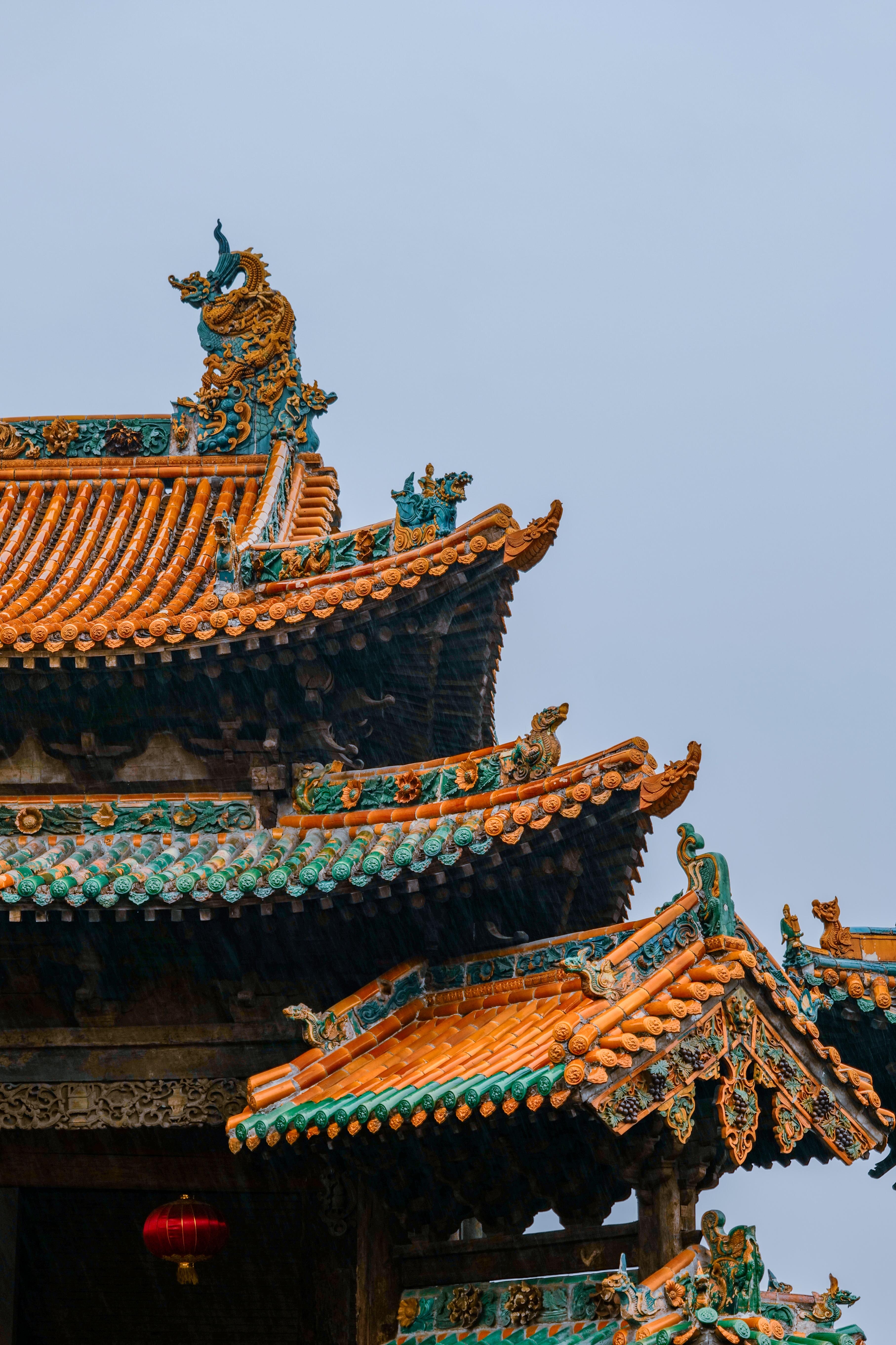 后土庙坐落在介休市老城西北角,始建年代可追溯至南北朝,现存建筑多为