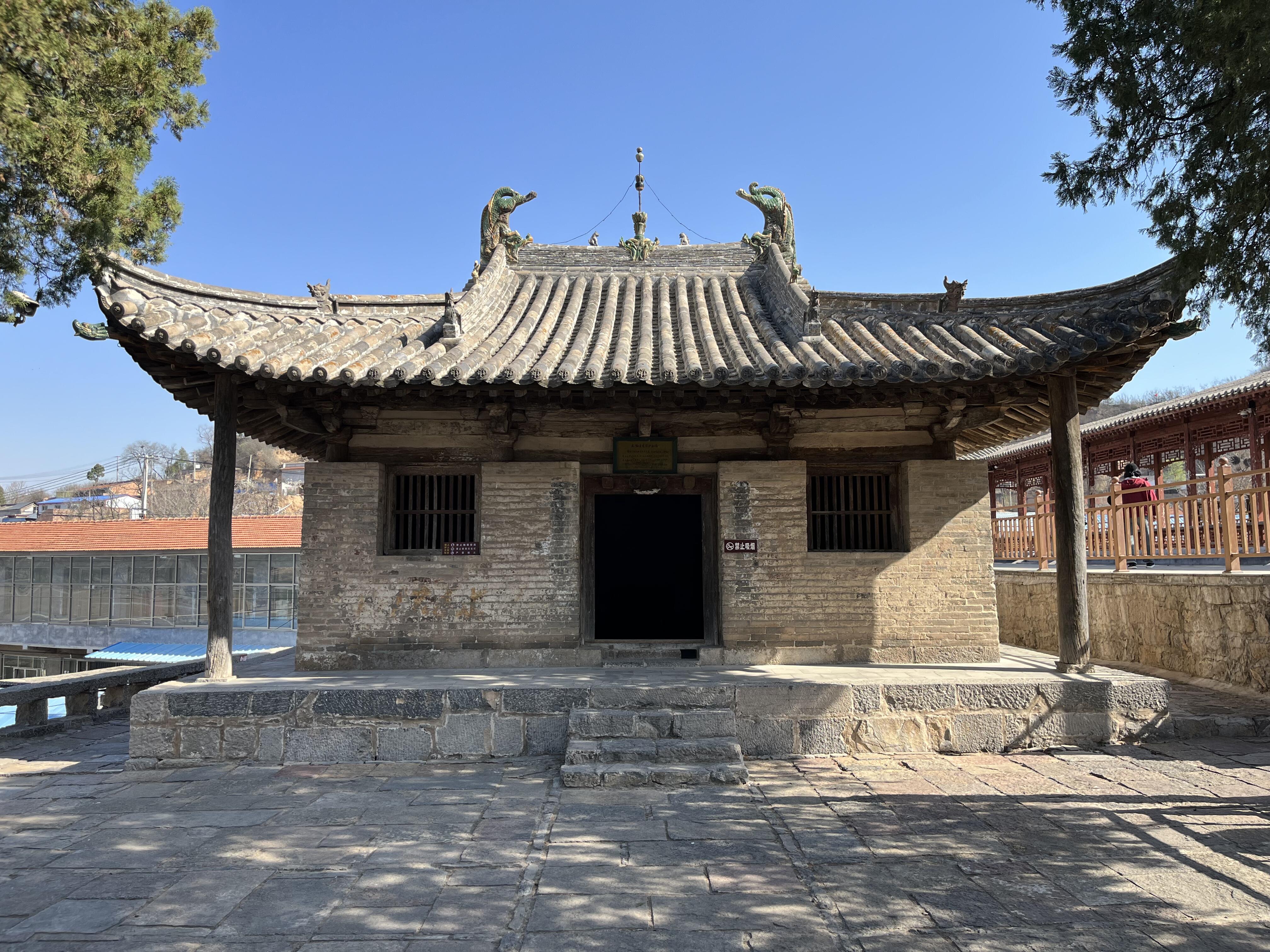 长治平顺天台庵位于中国山西省长治市平顺县北耽车乡王曲村,是一座始