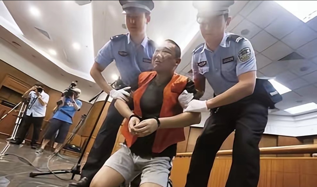主犯缓刑从犯实刑