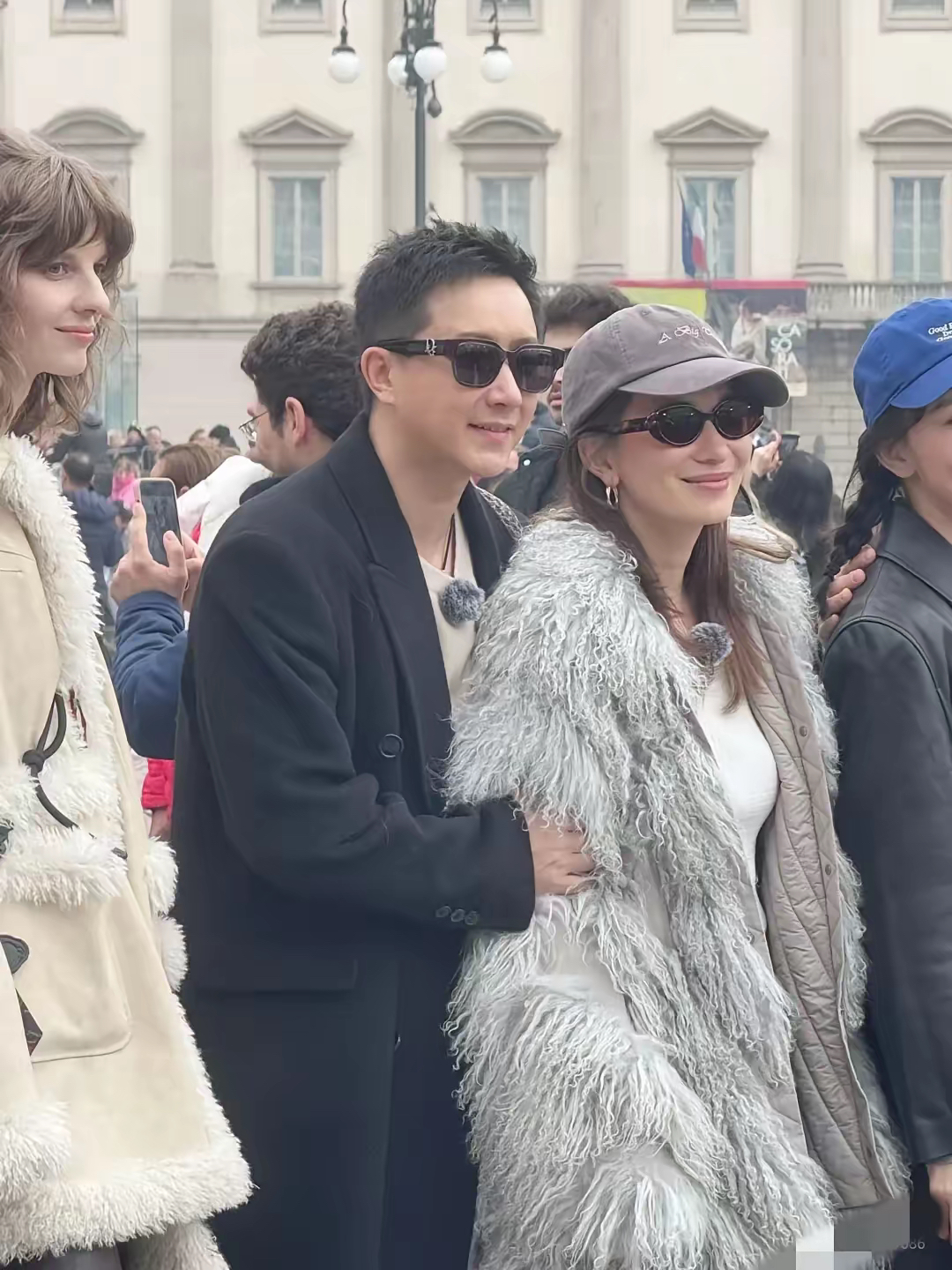 胡静两夫妻 低调华丽型穿搭 戚薇两夫妻网上流行的潮人型穿搭 韩庚