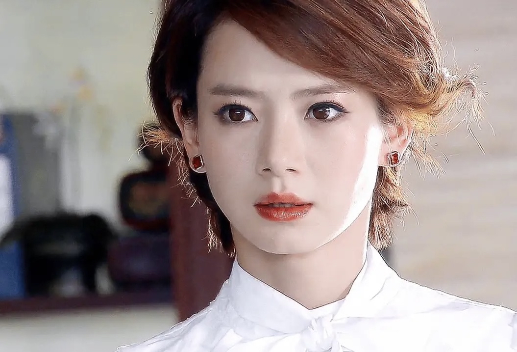 刘亦菲的奢华生活:刘亦菲是华语影视女演员,她的消