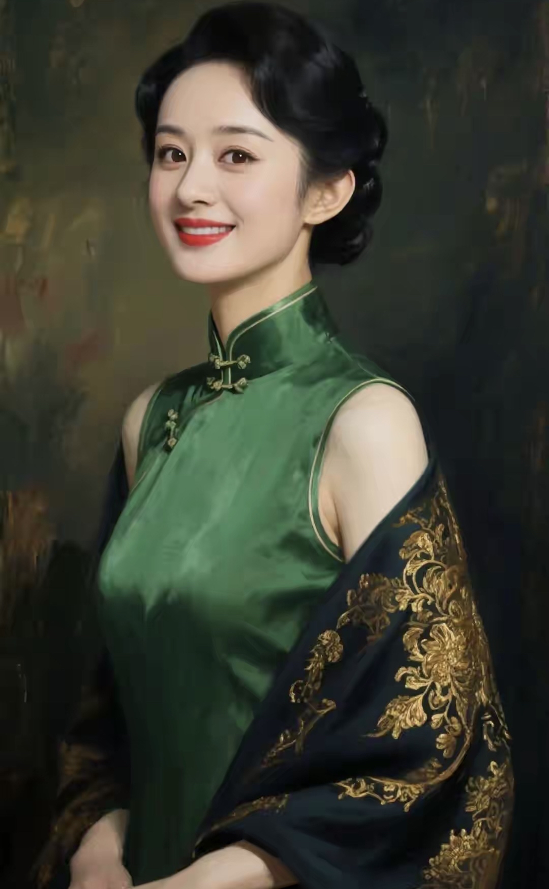 赵丽颖身着绿旗袍搭配金丝刺绣披肩,黑发盘起气质卓然