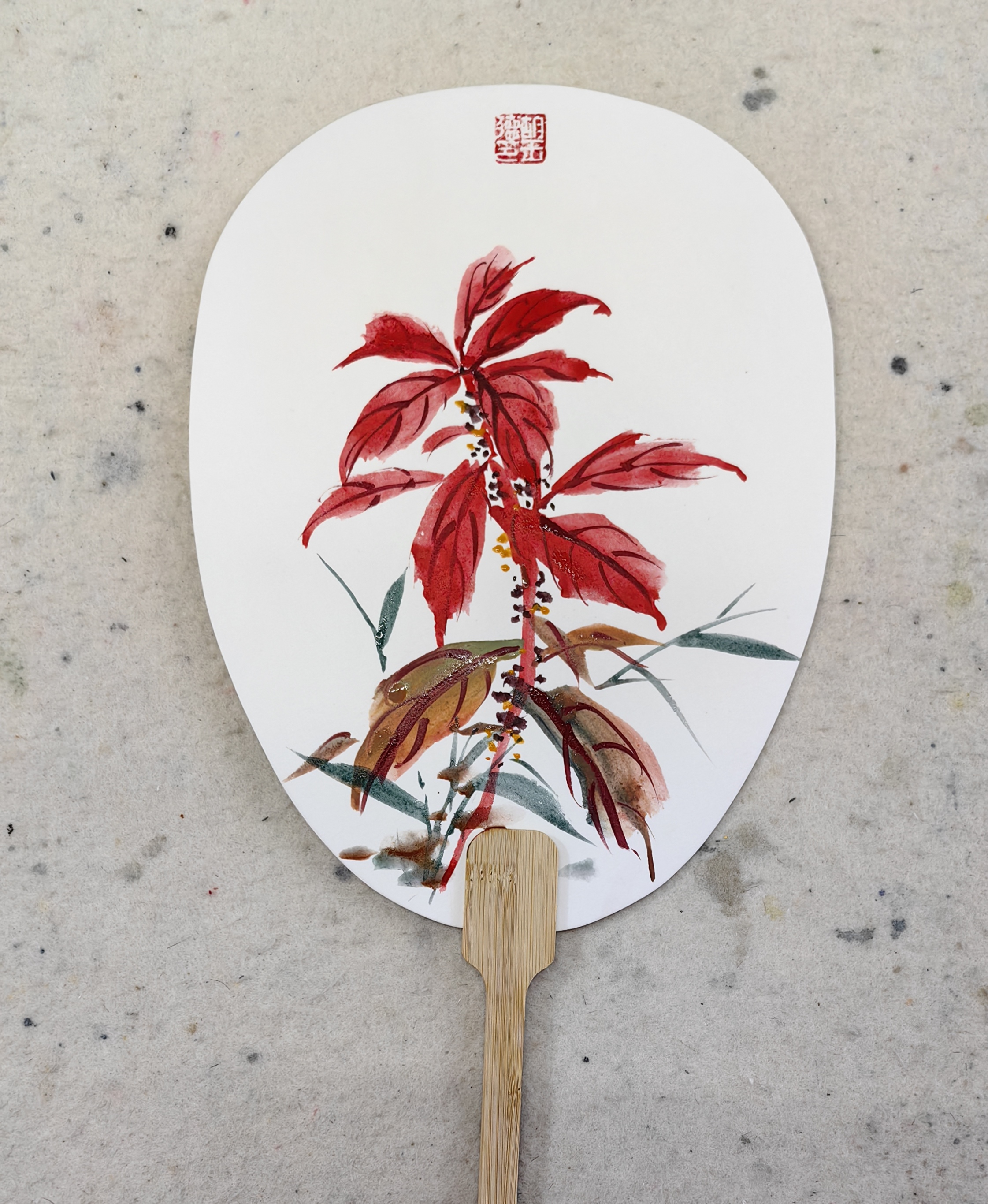 胡玉德老师创作《雁去鸿来岁岁秋,红妆点点染枝头》雁来红扇面小写意