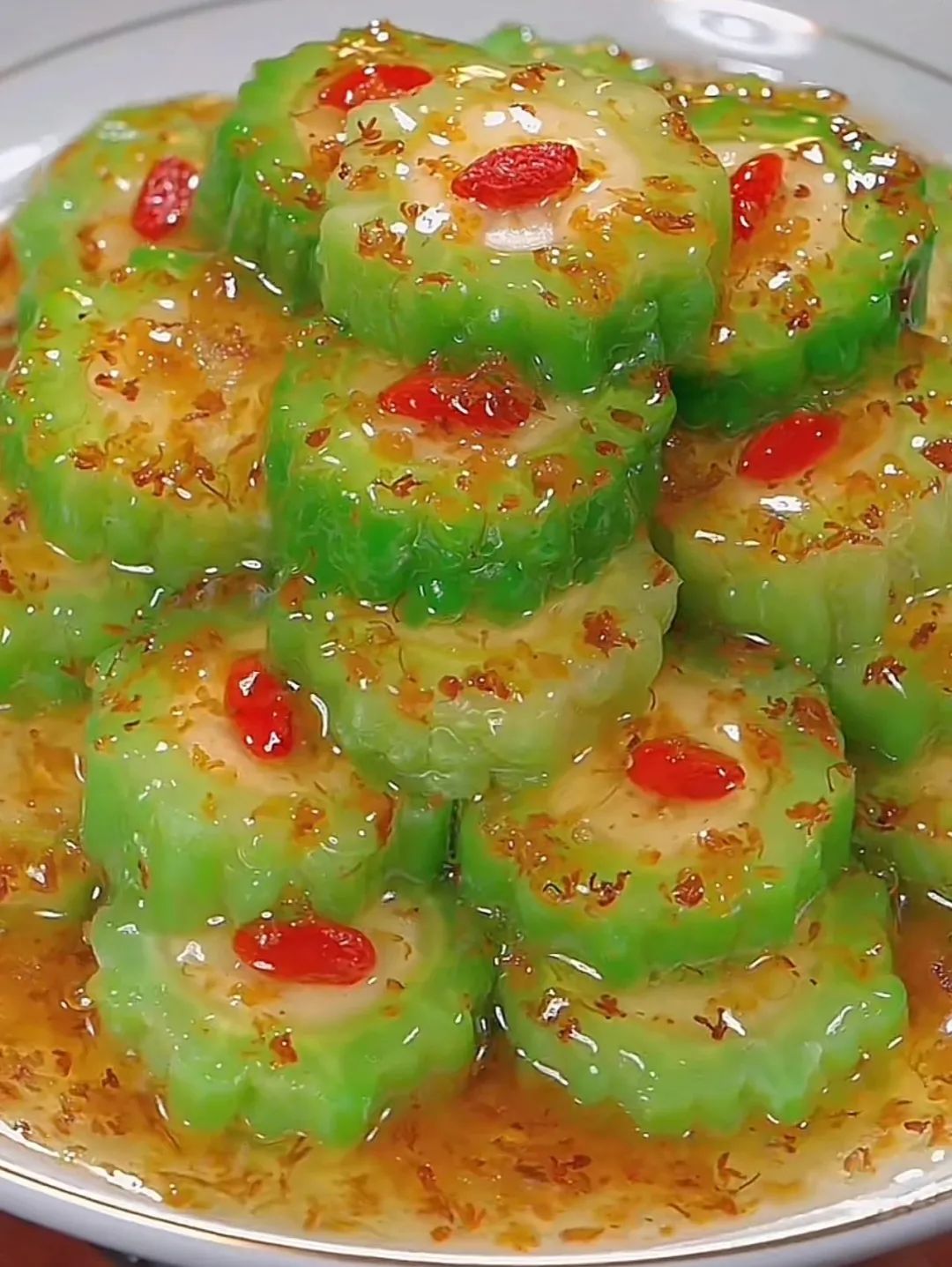 一定要试试这道香蕉苦瓜蜜,清香可口,做法简单易学