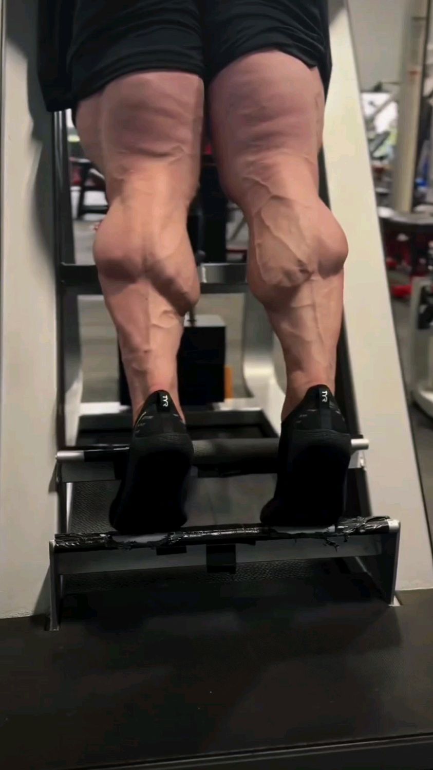 爆青筋的钻石小腿训练