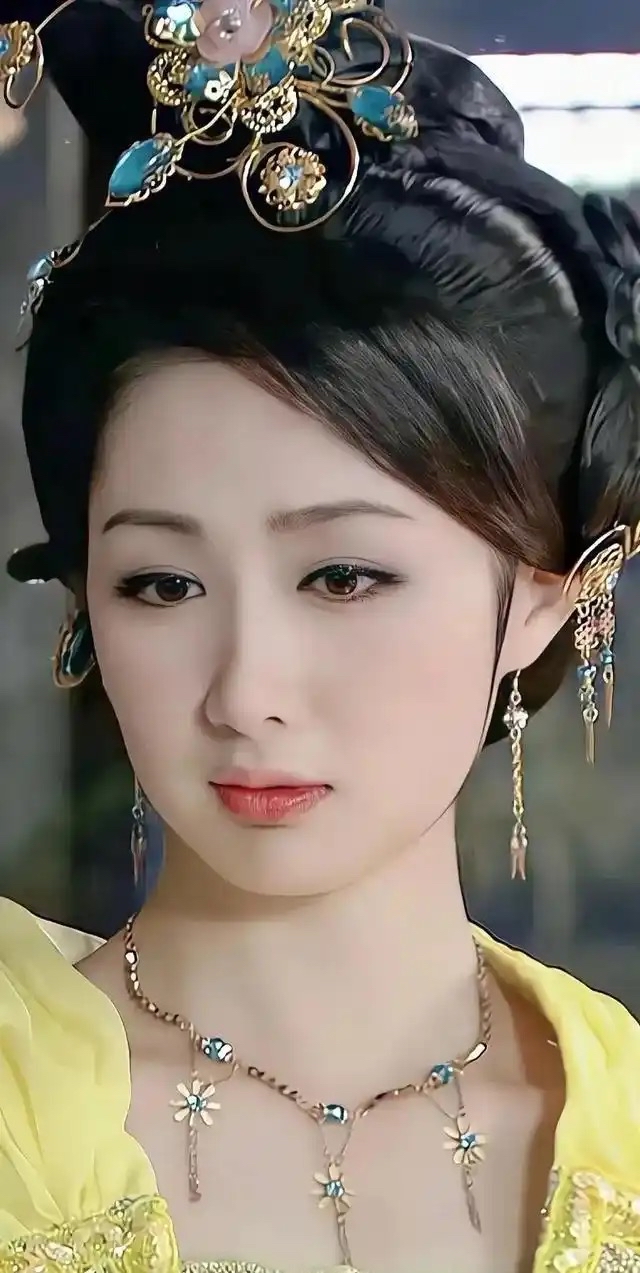 涂黎曼是内地实力派女演员,1984年生于湖北武汉,毕业于上海戏剧学院