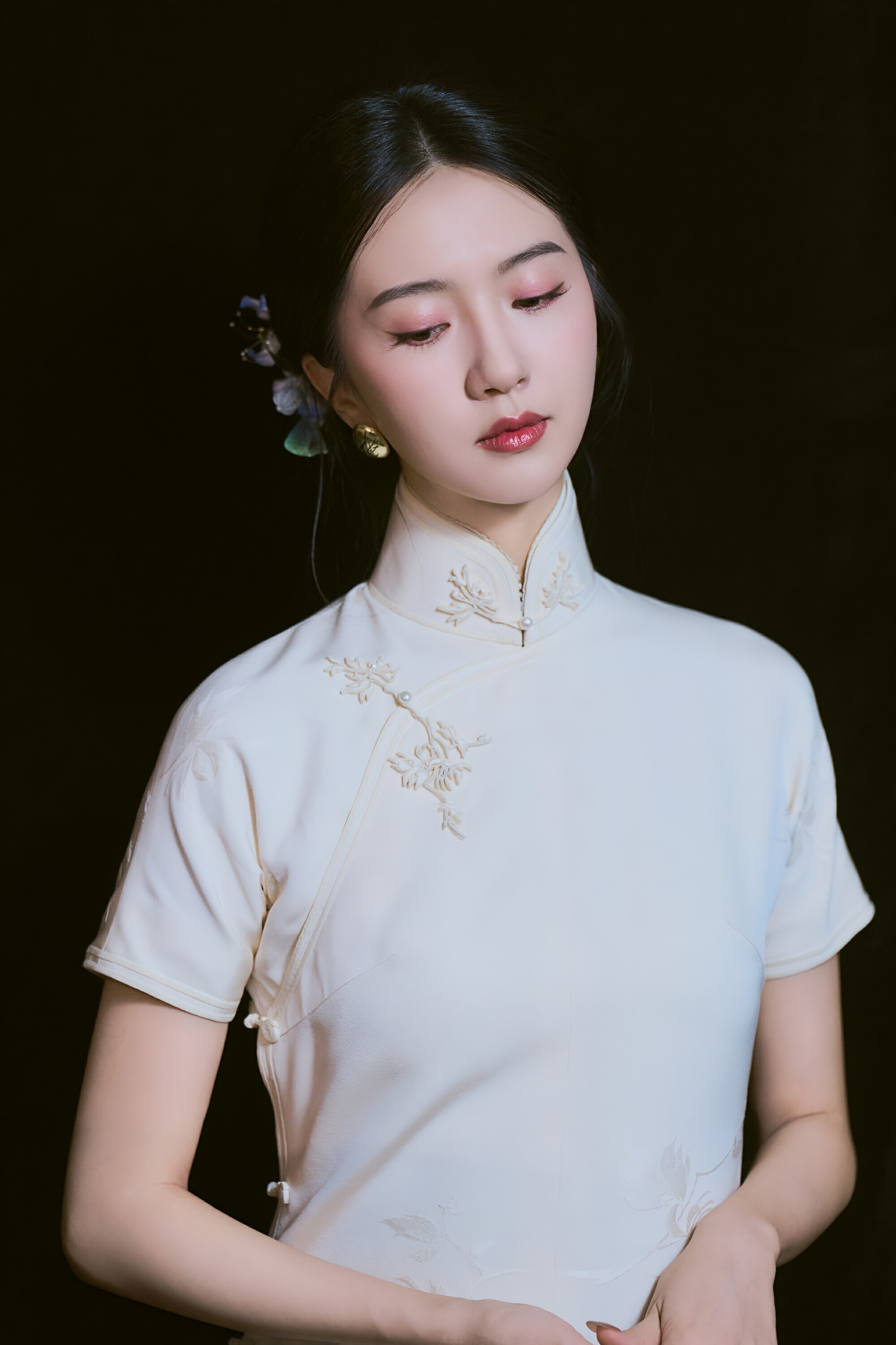 许龄月旗袍佳人温婉娴静