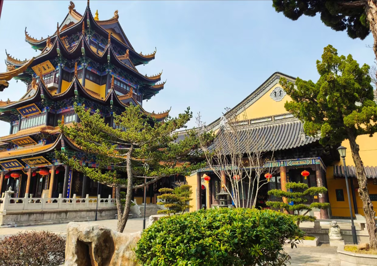 逢着瞎子不谈光 逢着癞子不说疮 他已经快要支离