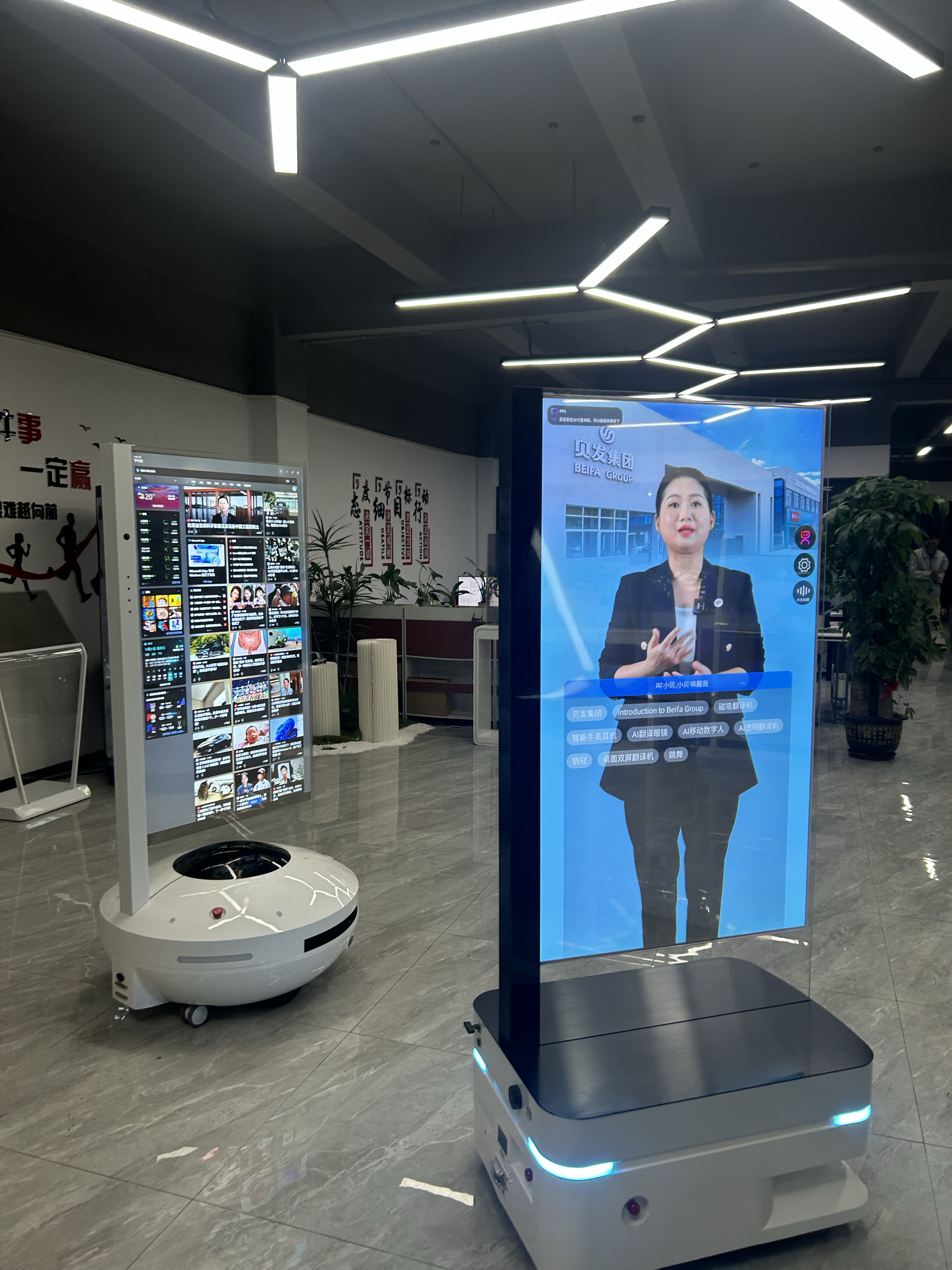 在近期的多个重要展会上移动透明oled技术确实大放异彩