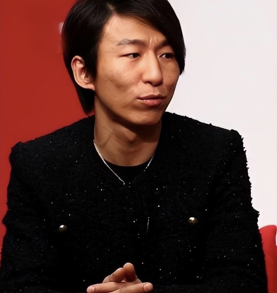 陨落星辰:陈羽凡的双面人生