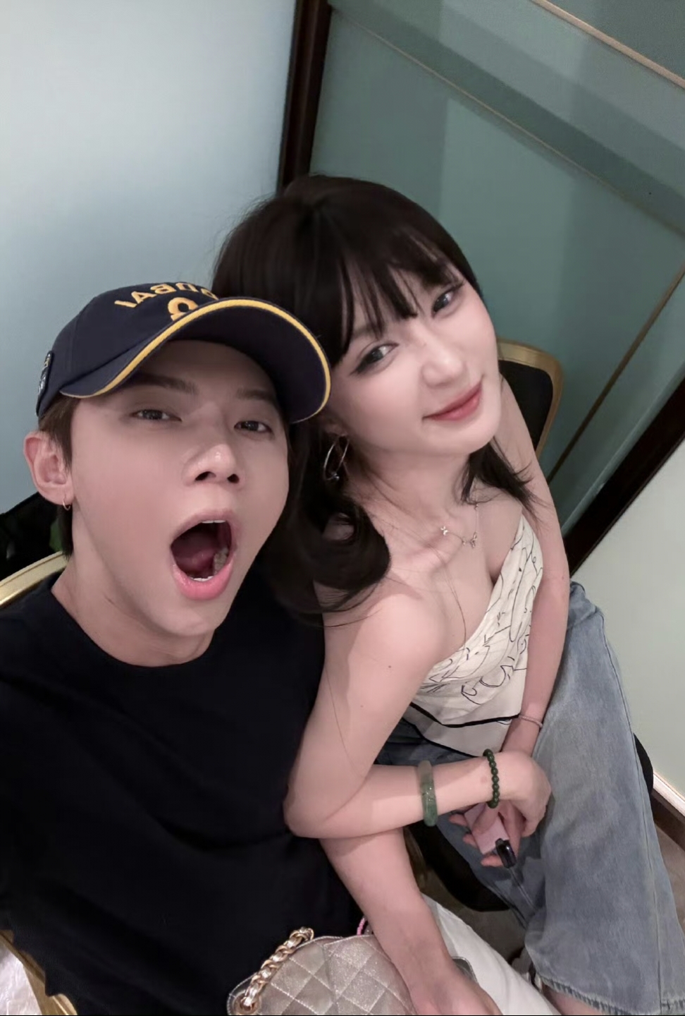 唐梓破离婚传闻,这两口子好得很呢,就是因为他们两口子有一段时间没有