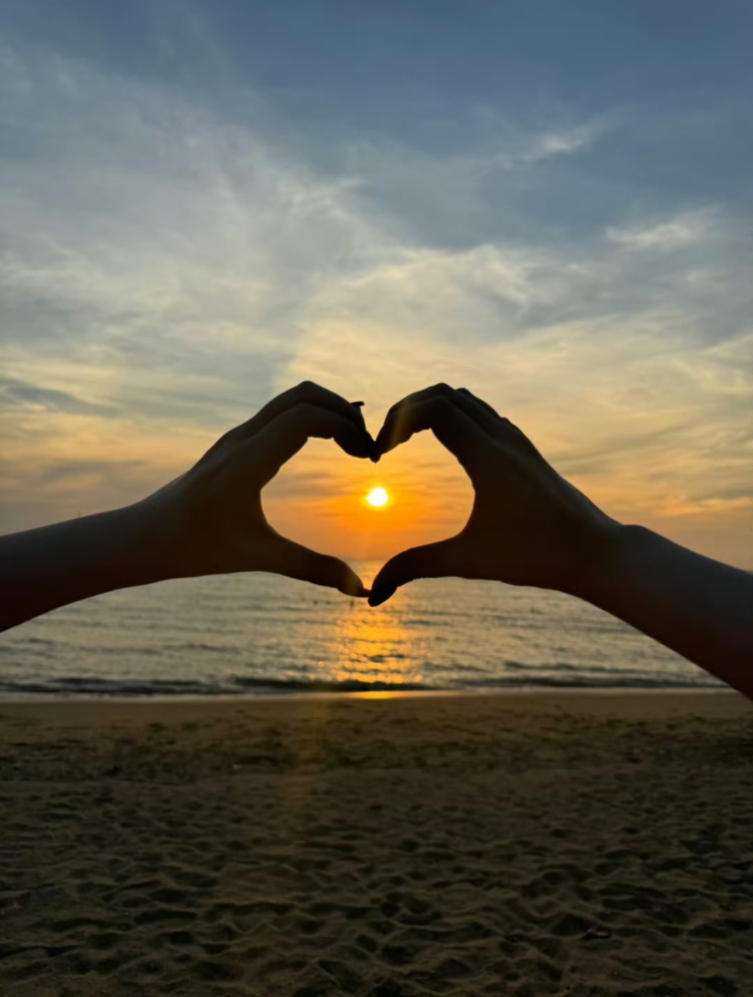 时事热点我来评# 我没法和两个人用同样的热情聊