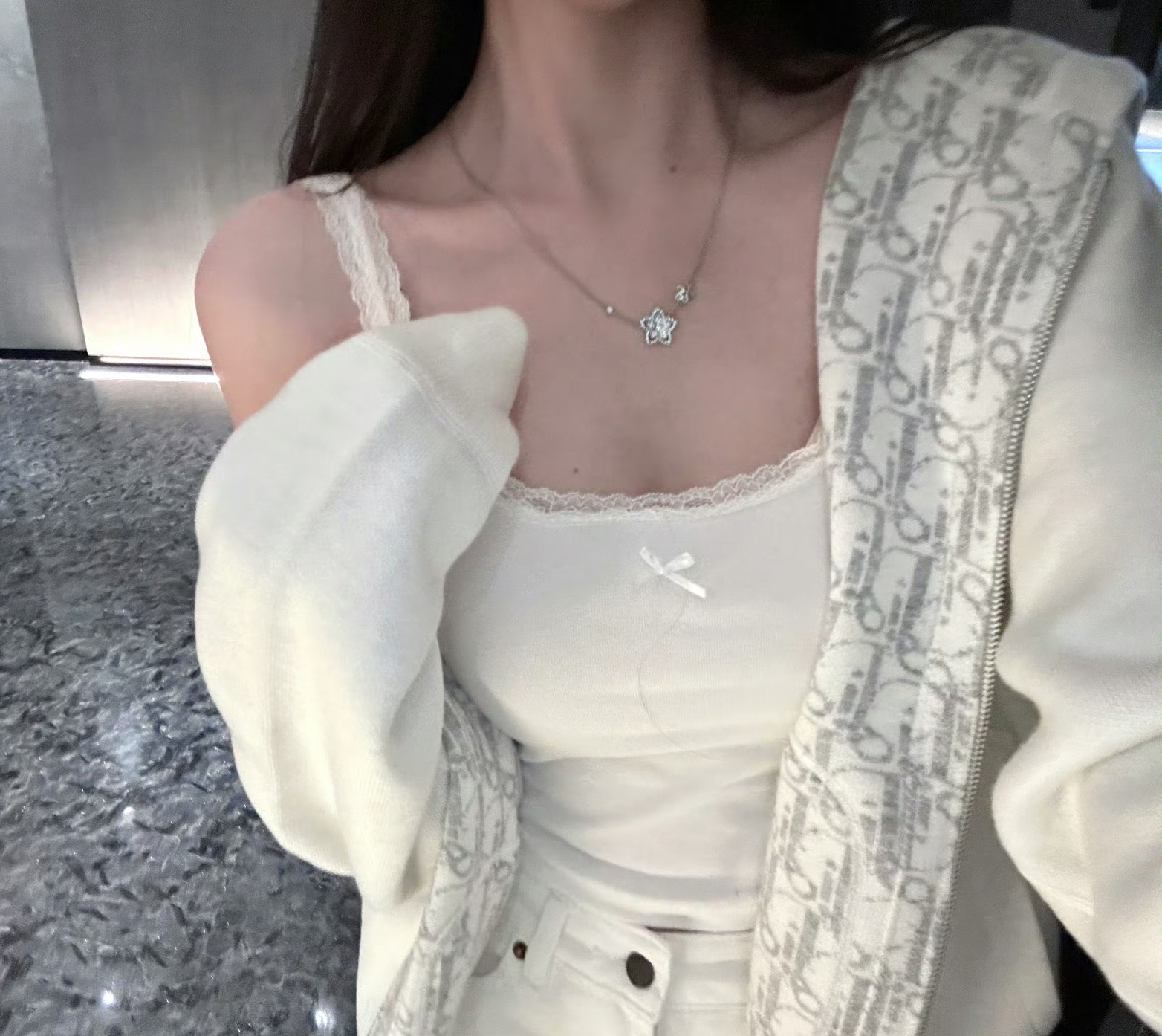 家有萌娃放暑假# 愿你早日学会逢场作戏,愿你早