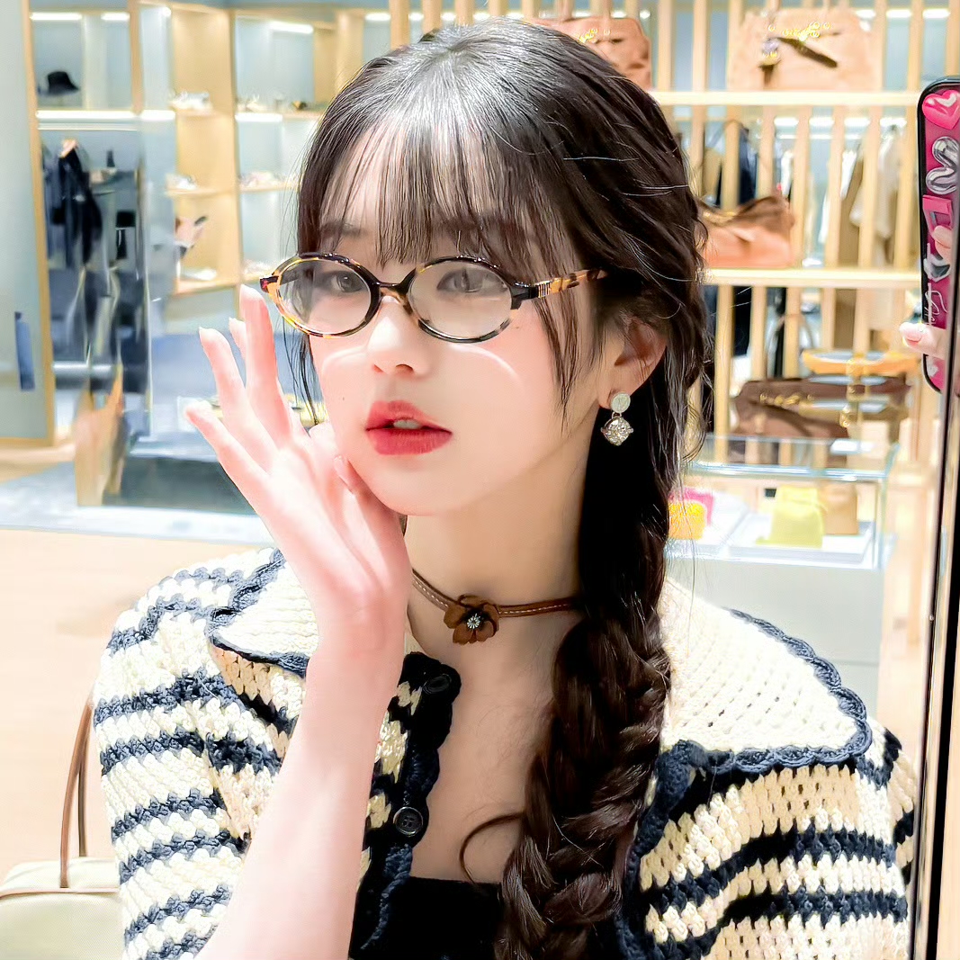 张元英简直天选miumiu代言人