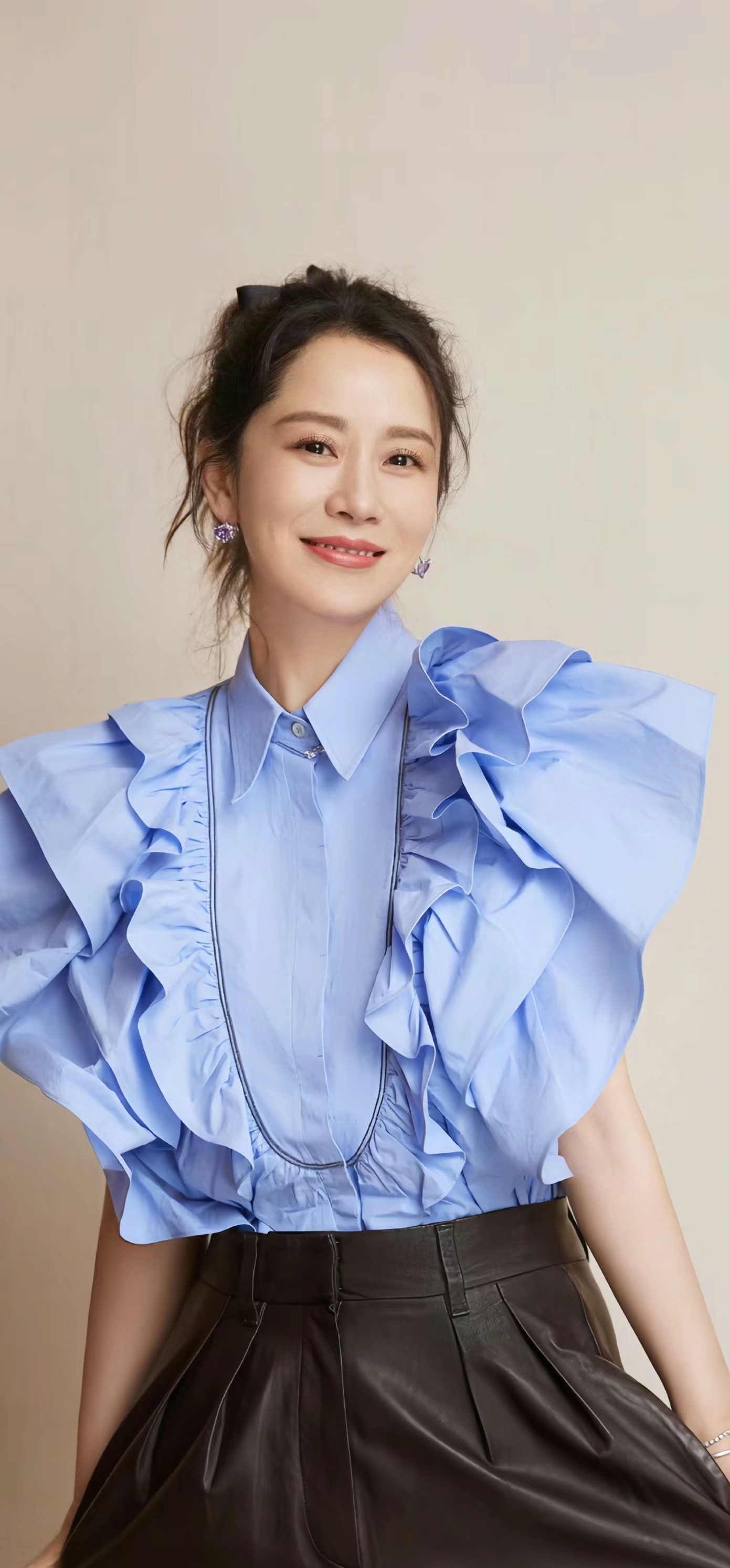 海清(高清美图)  海清,本名黄怡,1978年1月12日出生