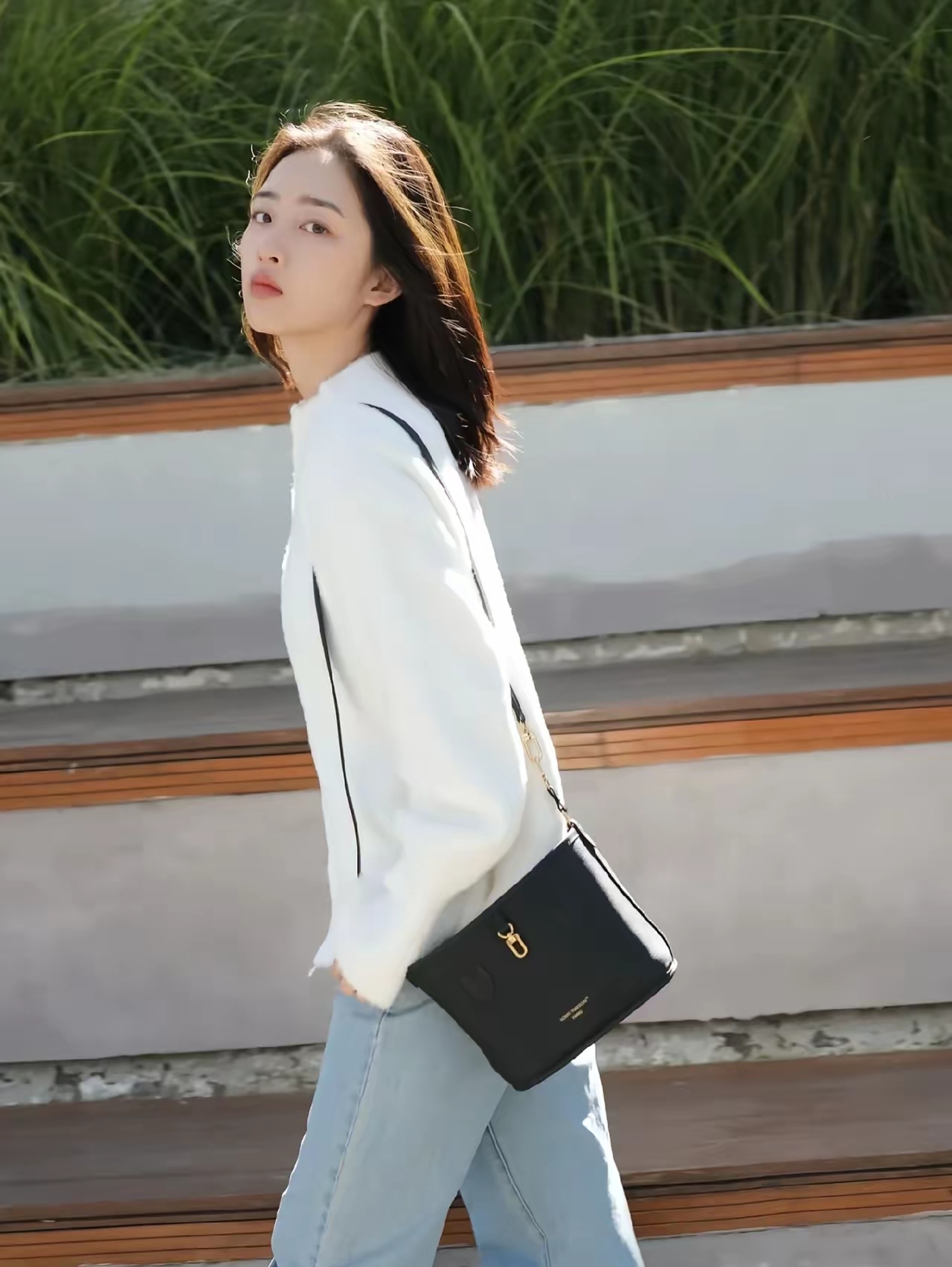 2005年,邓恩熙出生于重庆